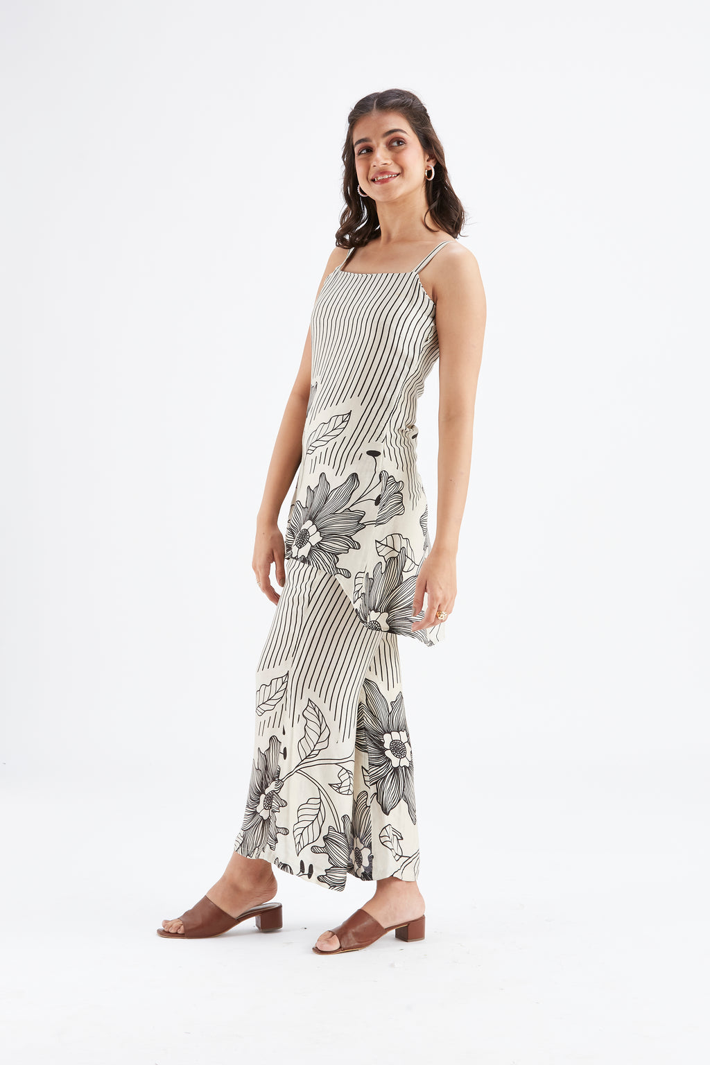 Alina White Co-ord set by Hasttvam with Ete by Hasttvam at Kamakhyaa for sustainable fashion