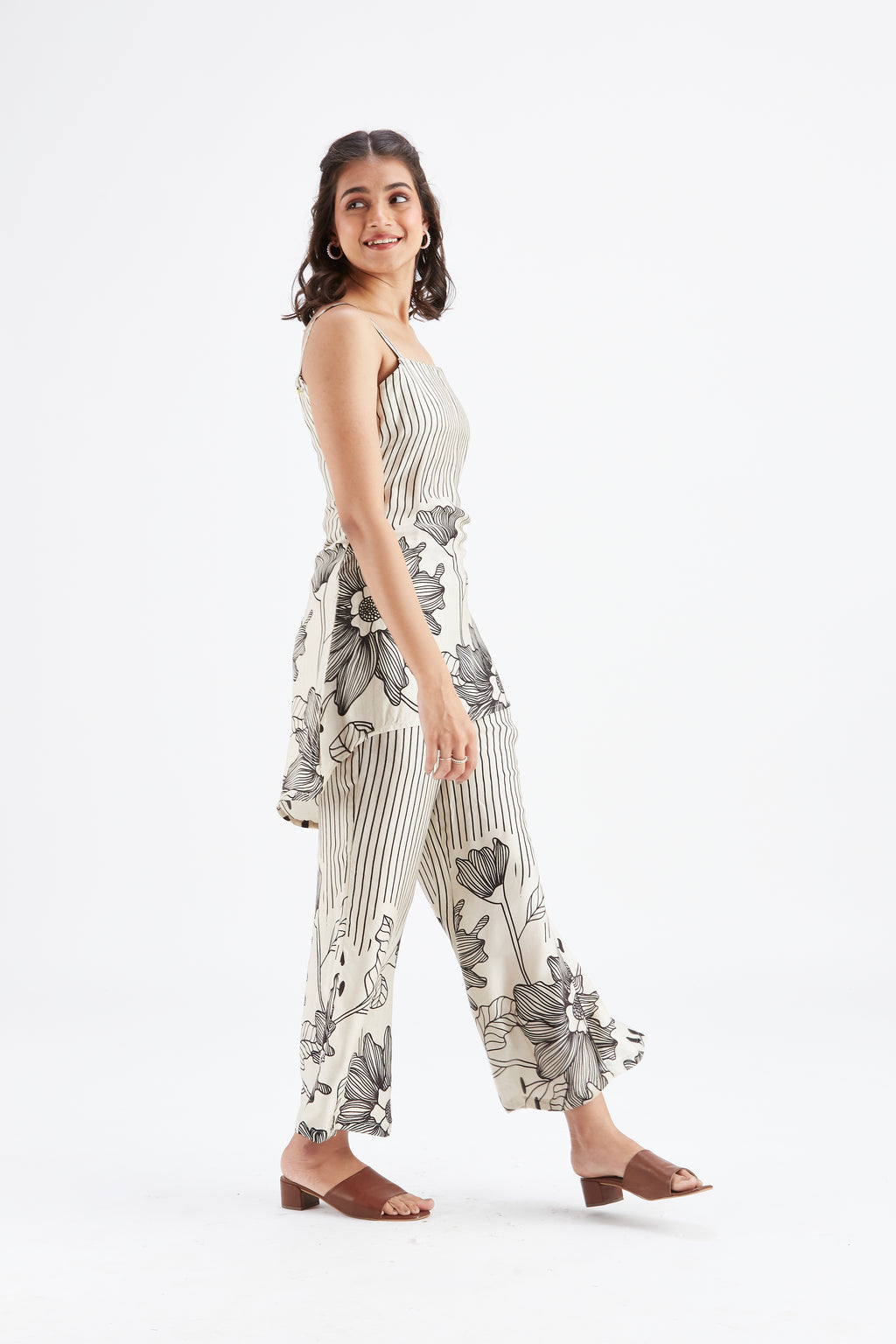 Alina White Co-ord set by Hasttvam with Ete by Hasttvam at Kamakhyaa for sustainable fashion