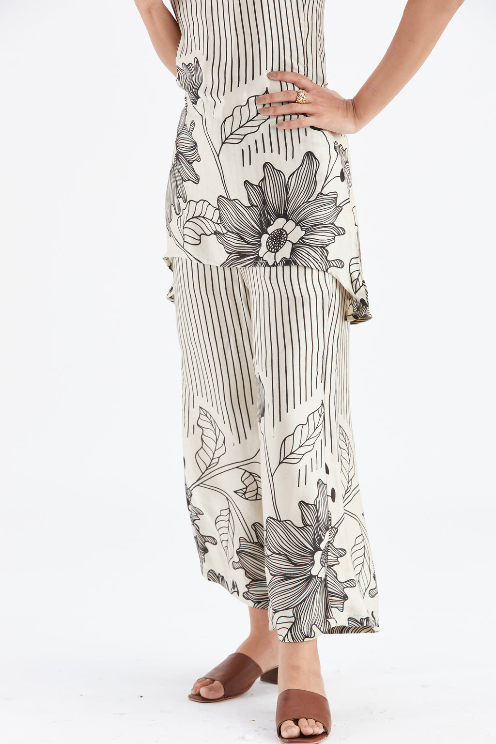 Alina White Co-ord set by Hasttvam with Ete by Hasttvam at Kamakhyaa for sustainable fashion