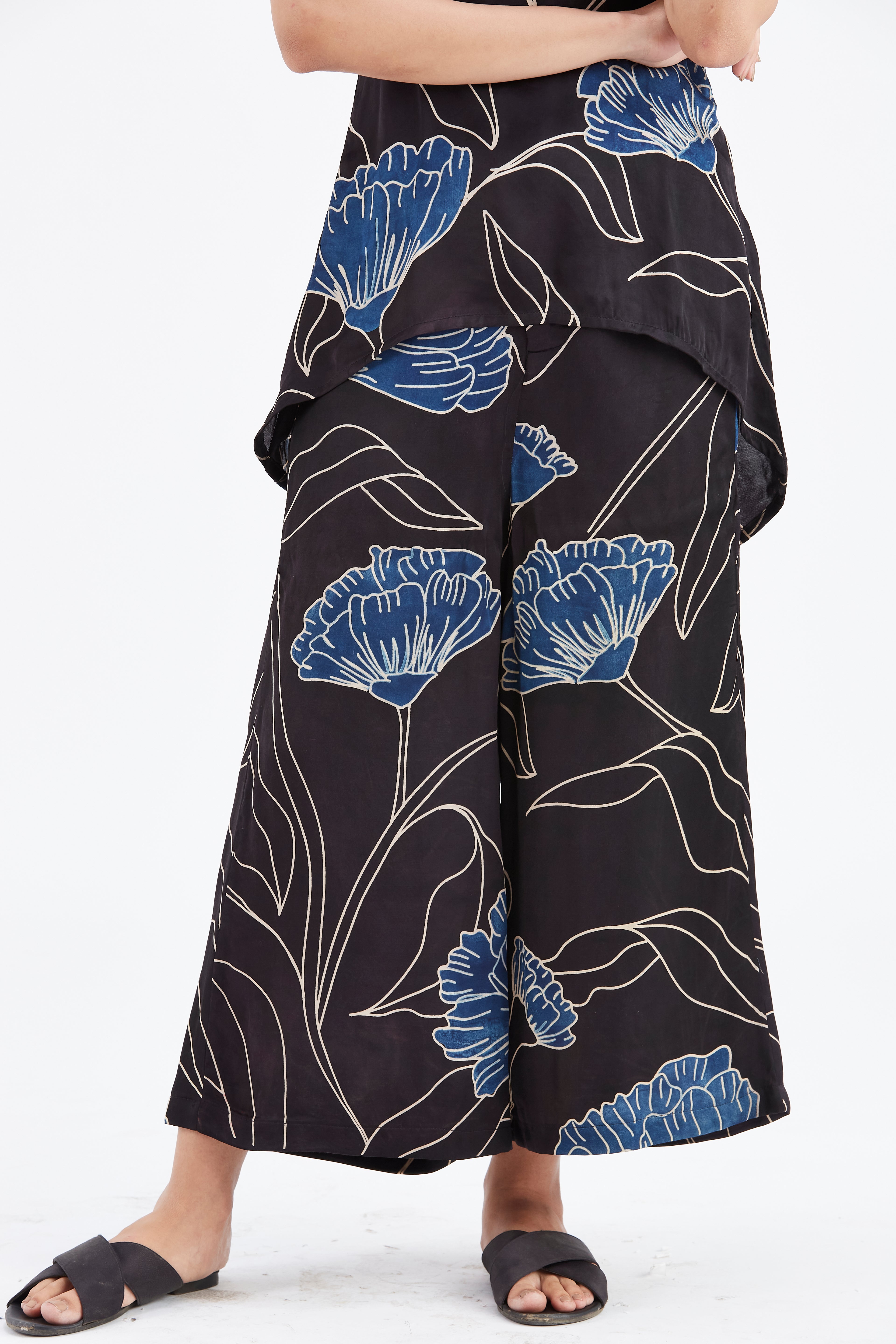 Alina Black Co-ord set by Hasttvam with Ete by Hasttvam at Kamakhyaa for sustainable fashion