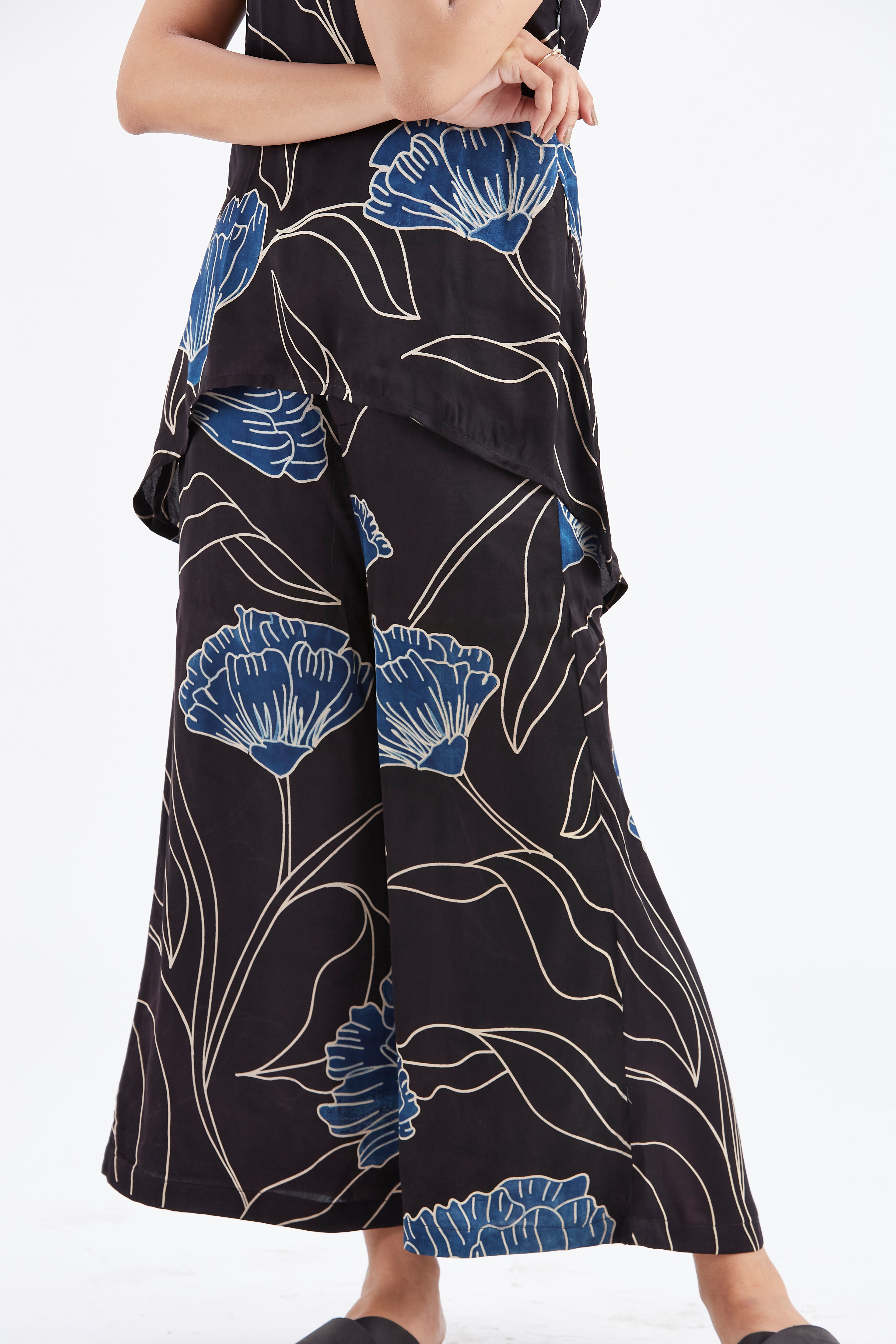 Alina Black Co-ord set by Hasttvam with Ete by Hasttvam at Kamakhyaa for sustainable fashion