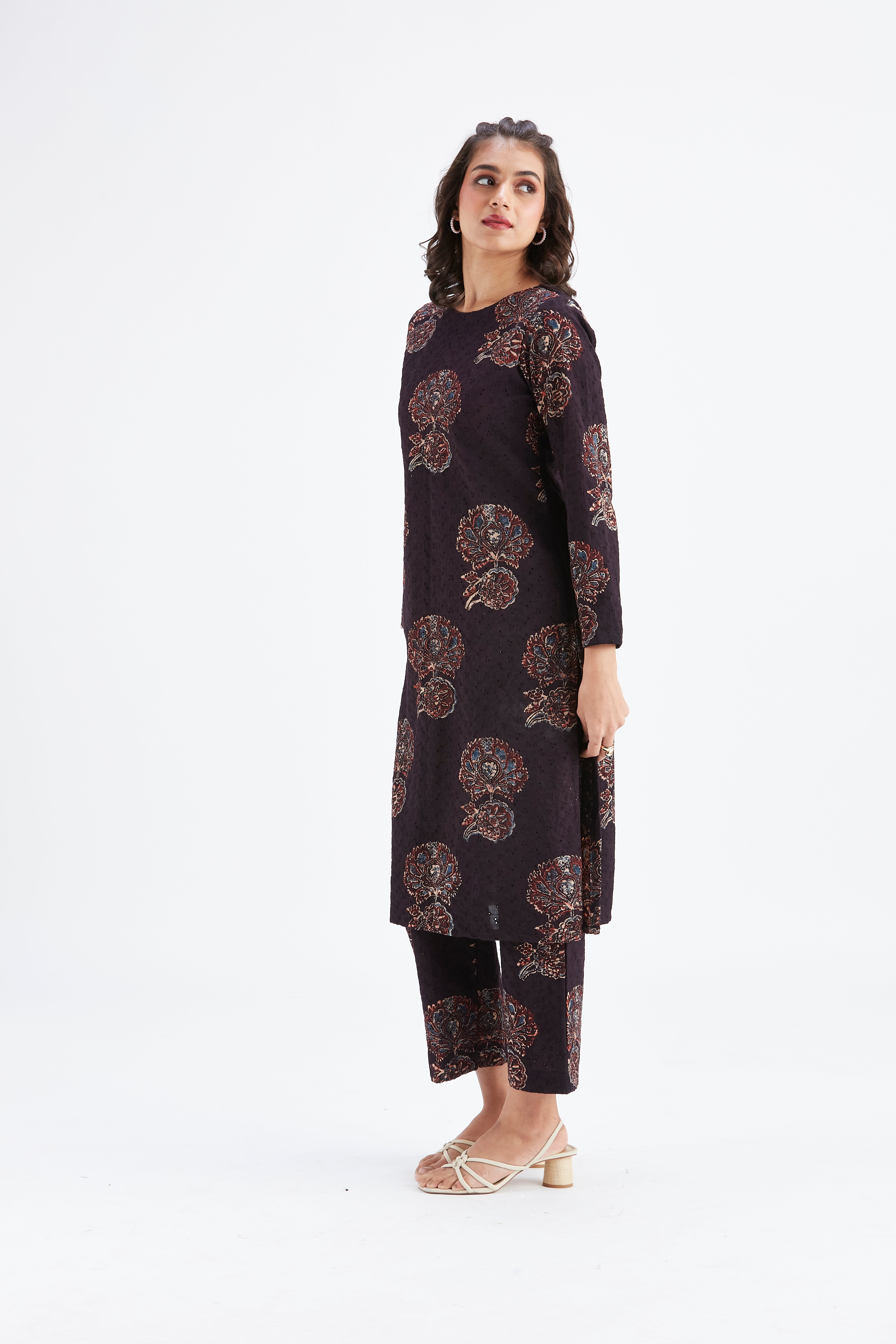 Yara Black kurta set by Hasttvam with Ete by Hasttvam at Kamakhyaa for sustainable fashion