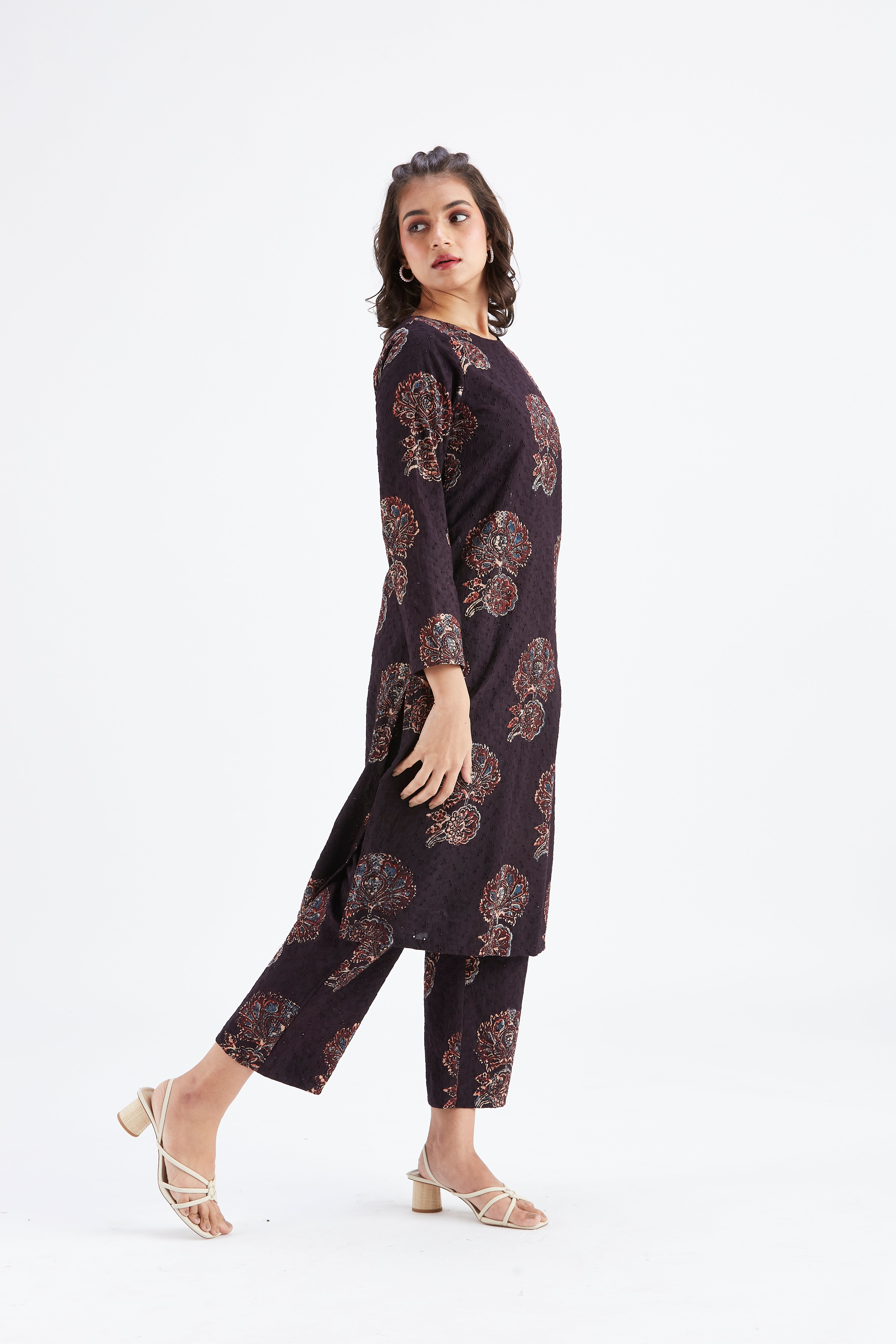 Yara Black kurta set by Hasttvam with Ete by Hasttvam at Kamakhyaa for sustainable fashion