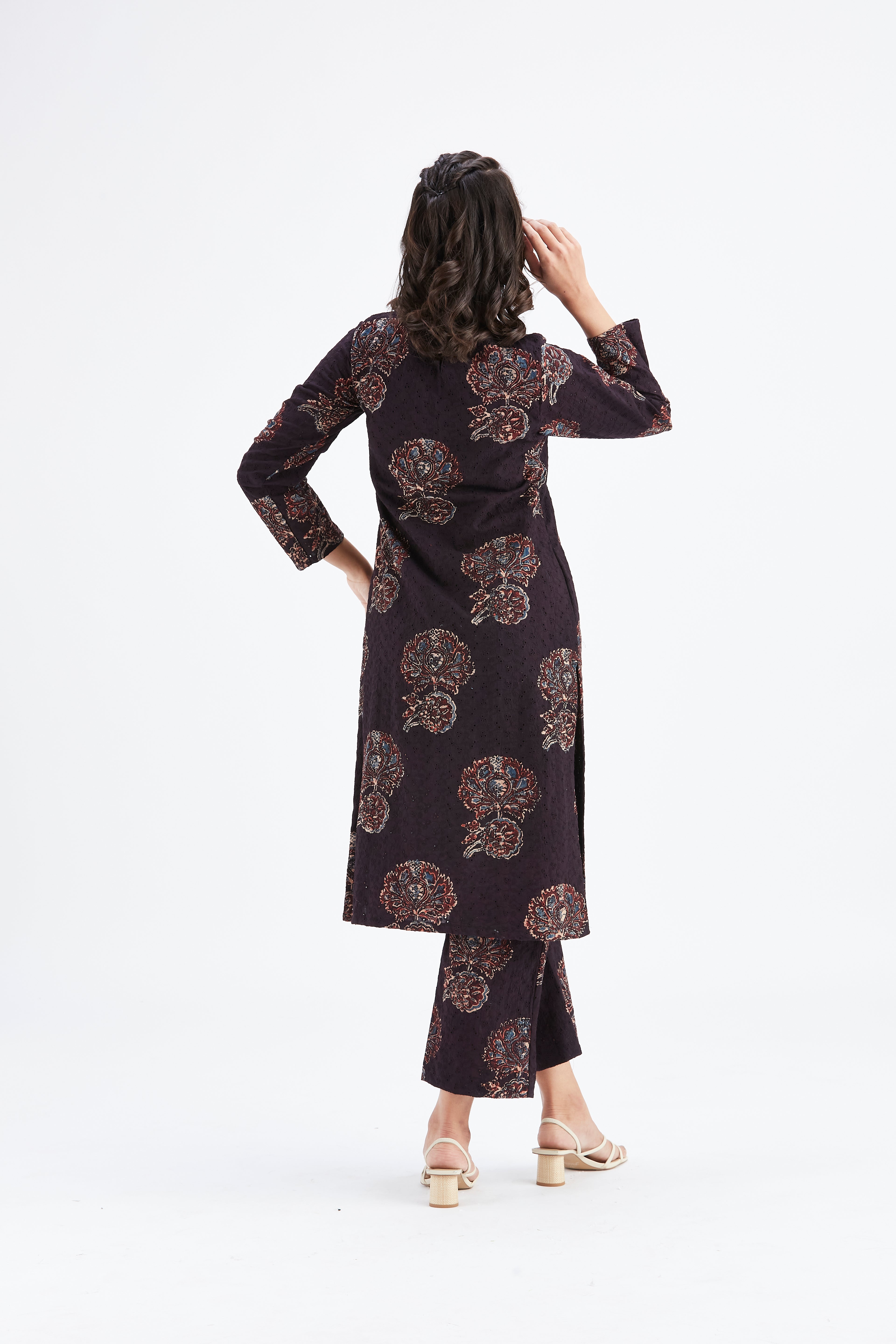 Yara Black kurta set by Hasttvam with Ete by Hasttvam at Kamakhyaa for sustainable fashion