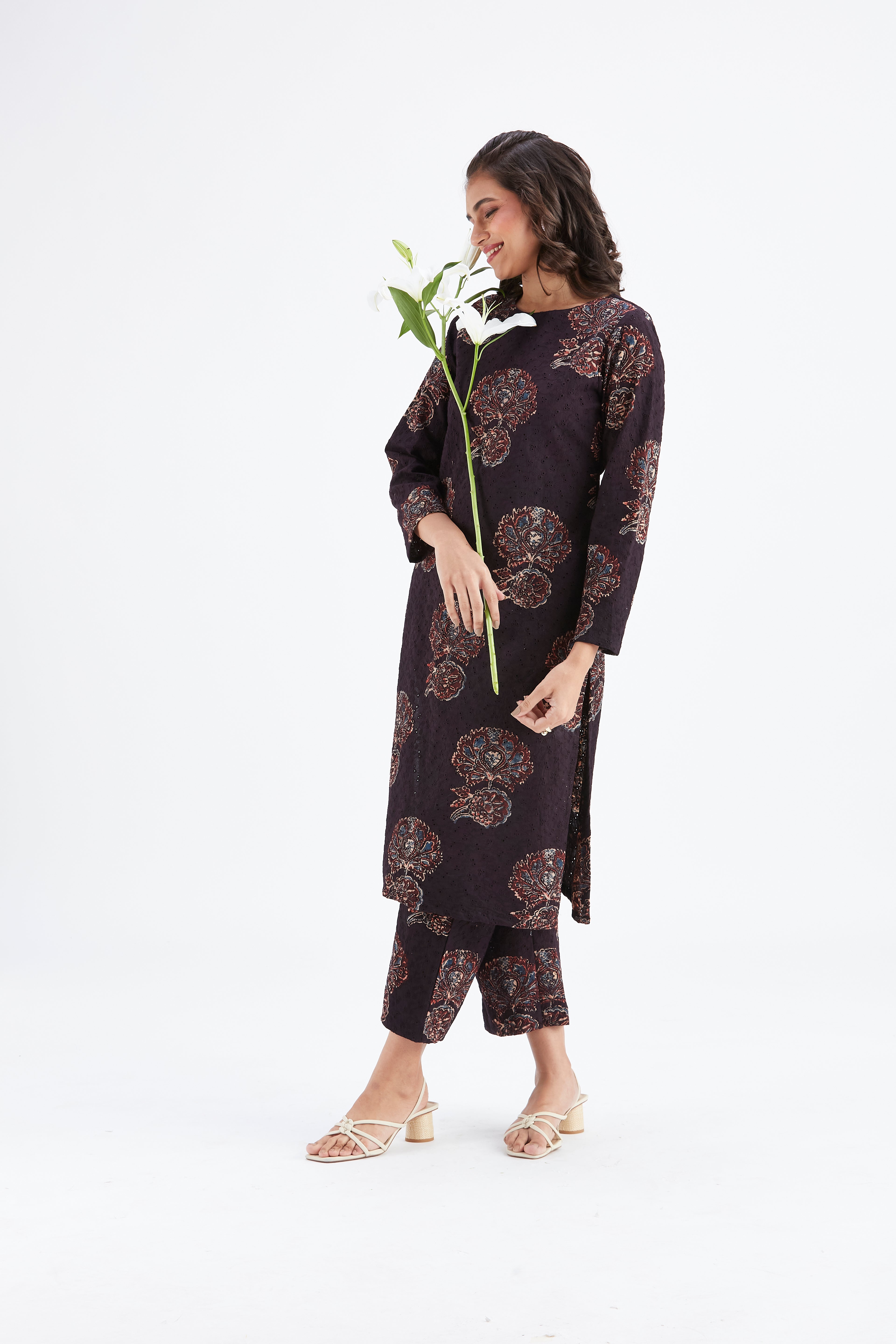 Yara Black kurta set by Hasttvam with Ete by Hasttvam at Kamakhyaa for sustainable fashion