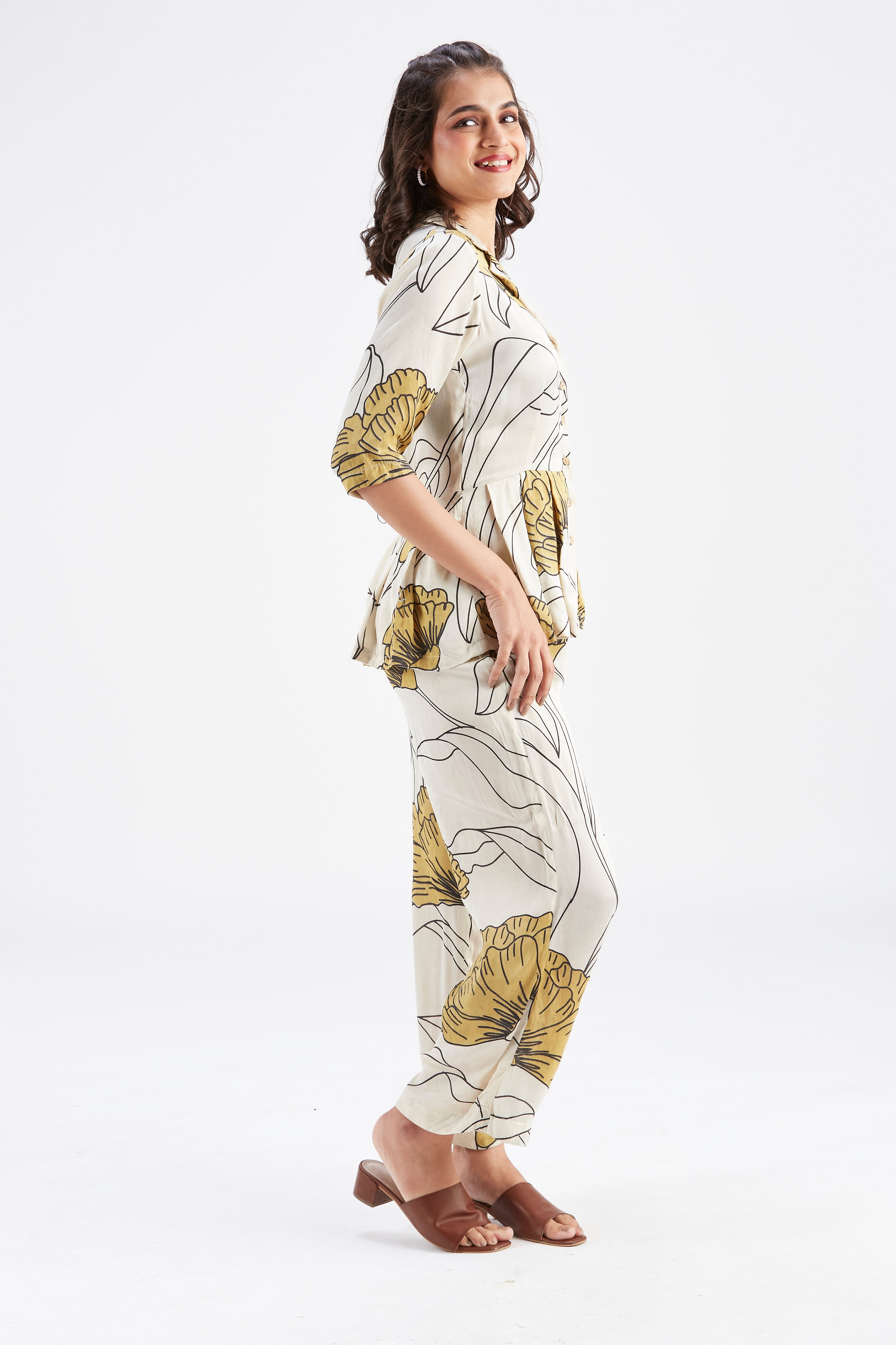 Zola White Co-ord set by Hasttvam with Ete by Hasttvam at Kamakhyaa for sustainable fashion