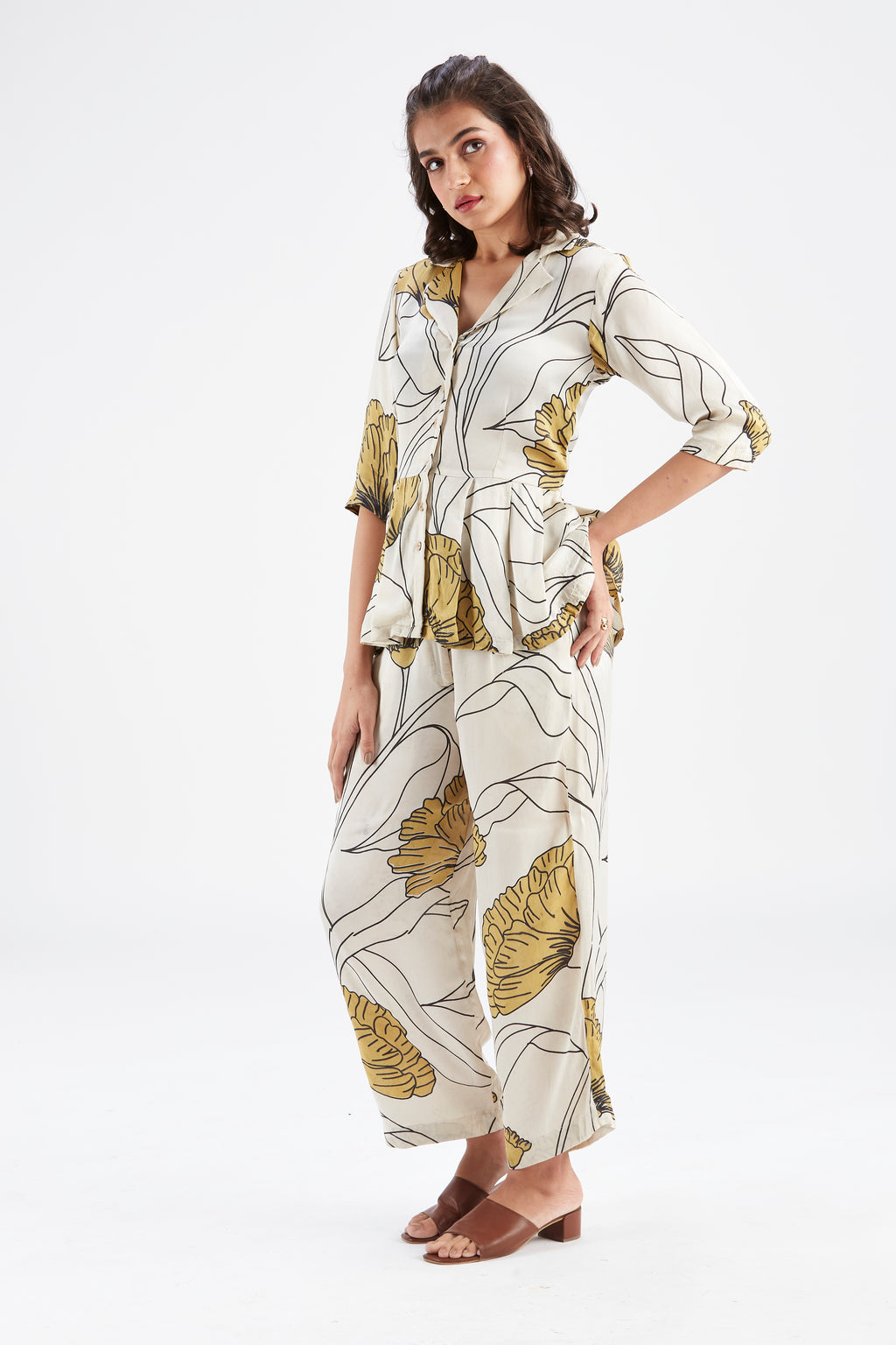 Zola White Co-ord set by Hasttvam with Ete by Hasttvam at Kamakhyaa for sustainable fashion