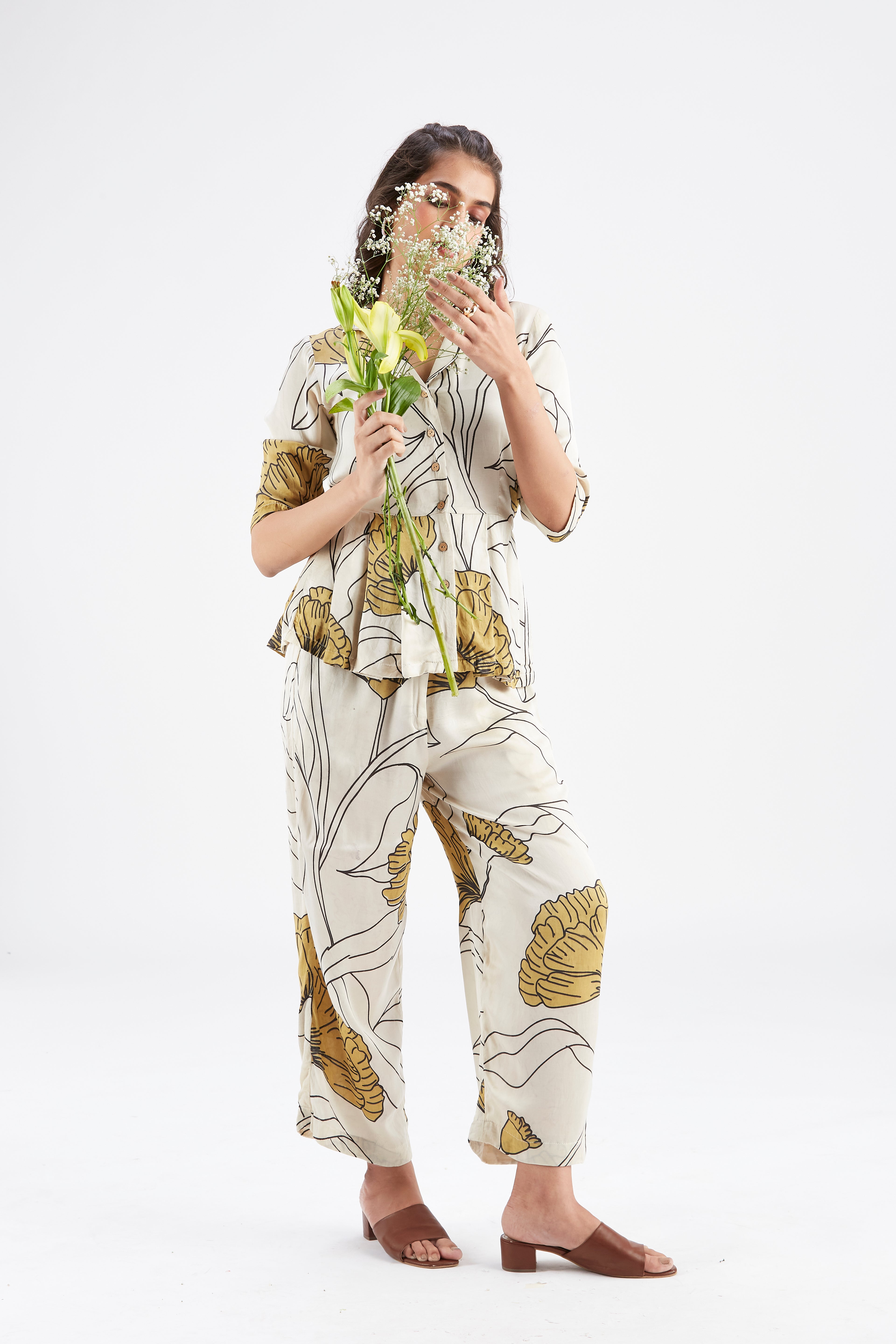 Zola White Co-ord set by Hasttvam with Ete by Hasttvam at Kamakhyaa for sustainable fashion