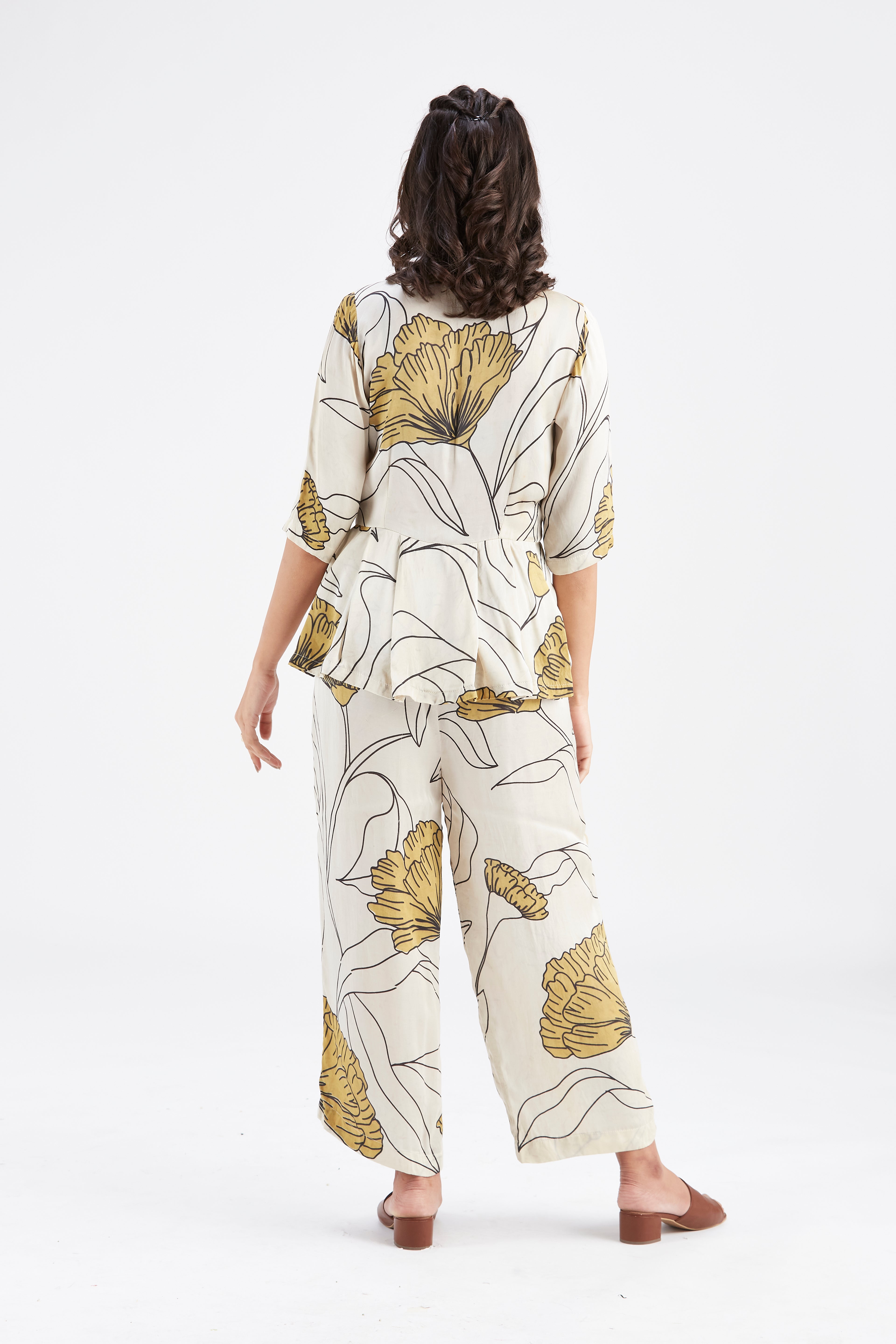 Zola White Co-ord set by Hasttvam with Ete by Hasttvam at Kamakhyaa for sustainable fashion