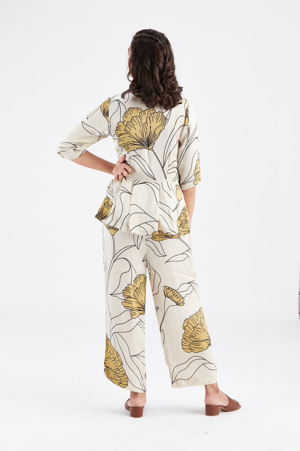 Zola White Co-ord set by Hasttvam with Ete by Hasttvam at Kamakhyaa for sustainable fashion