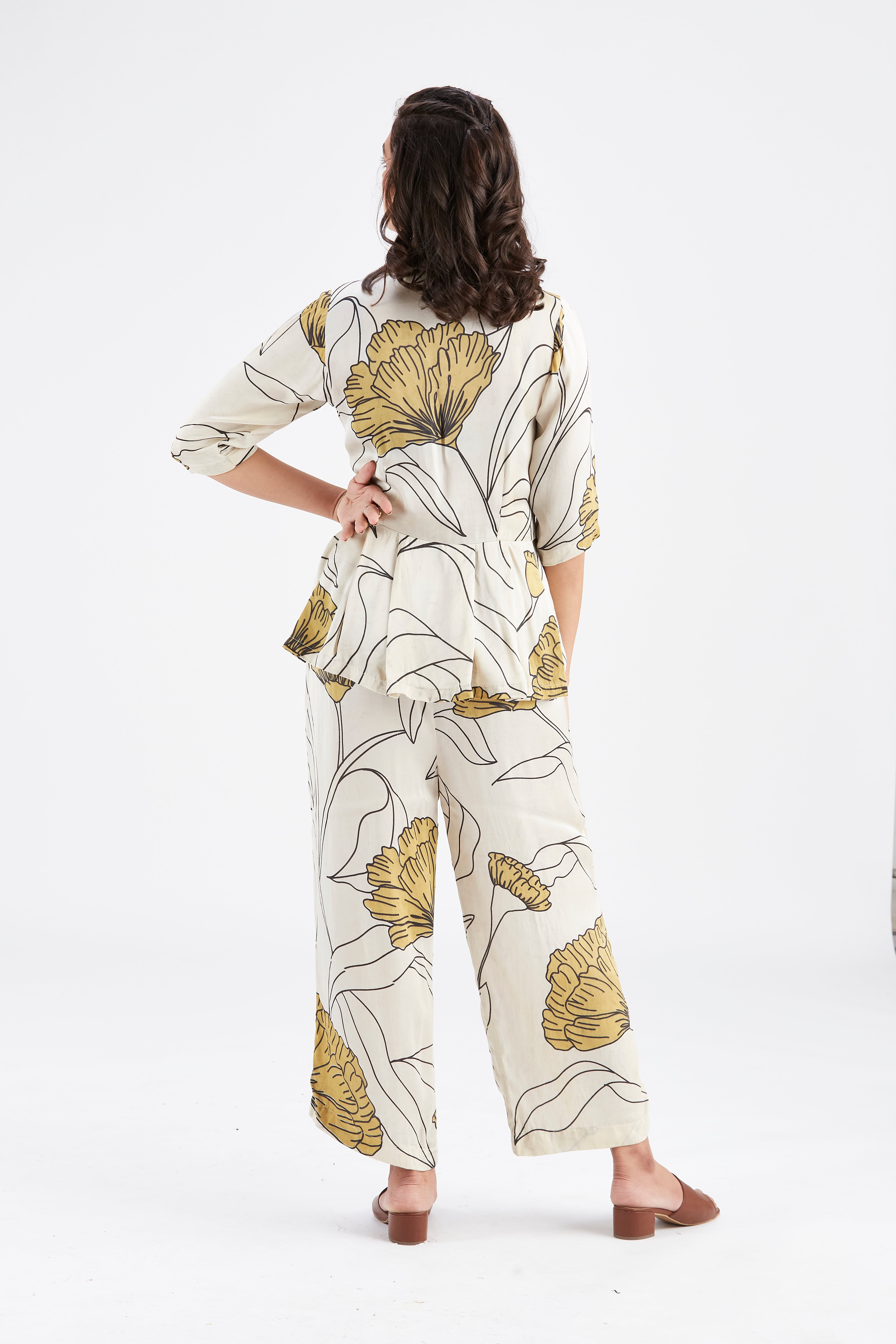 Zola White Co-ord set by Hasttvam with Ete by Hasttvam at Kamakhyaa for sustainable fashion