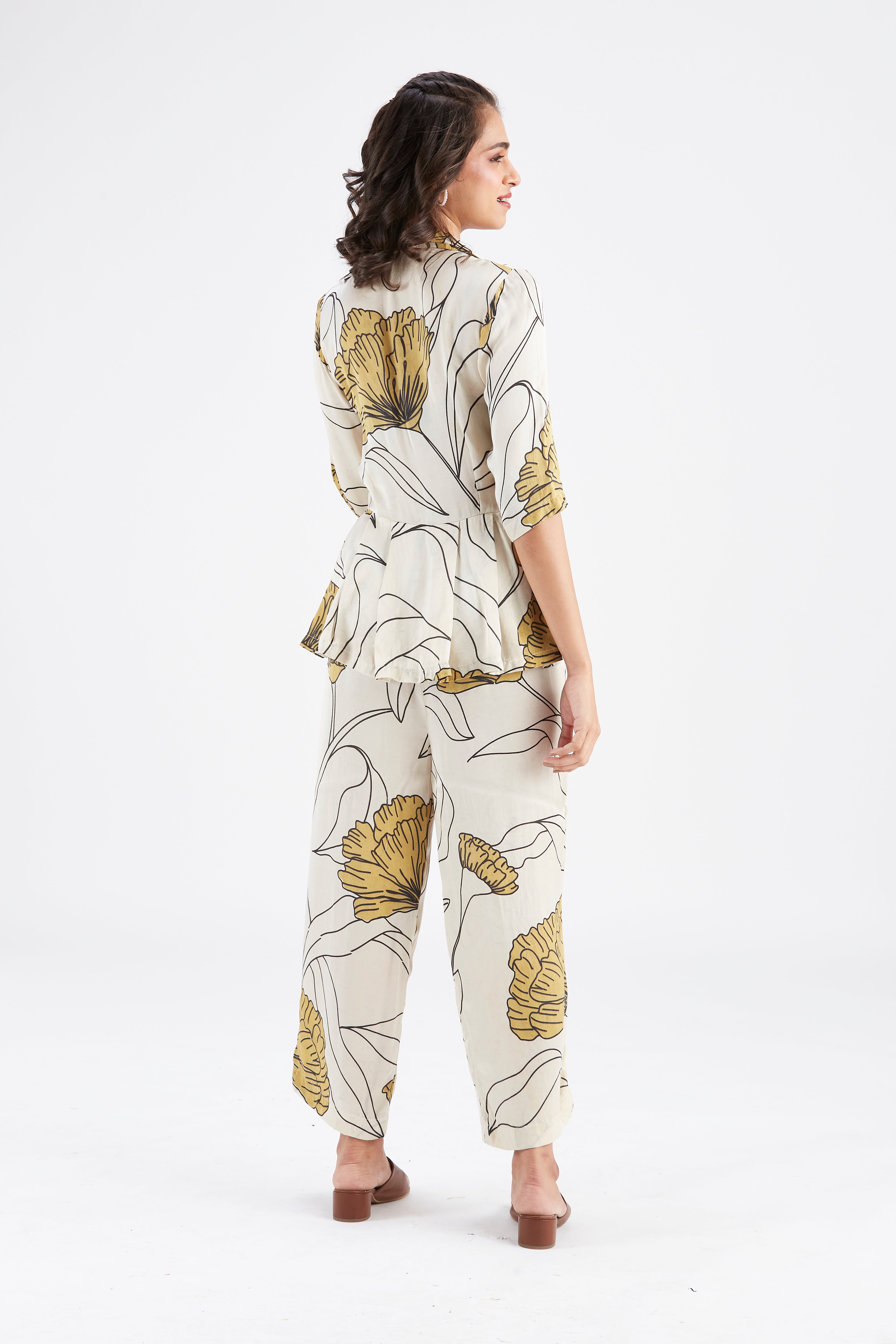 Zola White Co-ord set by Hasttvam with Ete by Hasttvam at Kamakhyaa for sustainable fashion