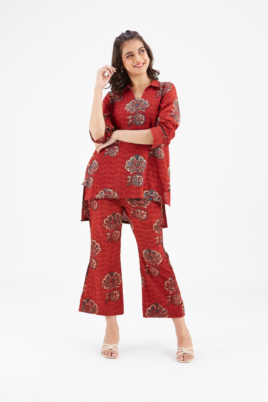Inya Red kurta set by Hasttvam with Ete by Hasttvam at Kamakhyaa for sustainable fashion
