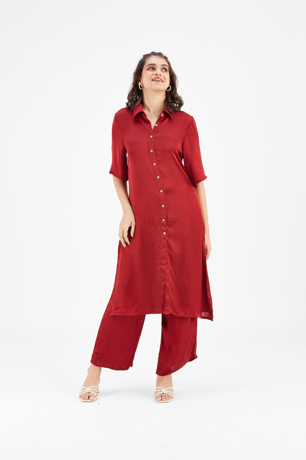 Easha Red kurta set by Hasttvam with Ete by Hasttvam at Kamakhyaa for sustainable fashion