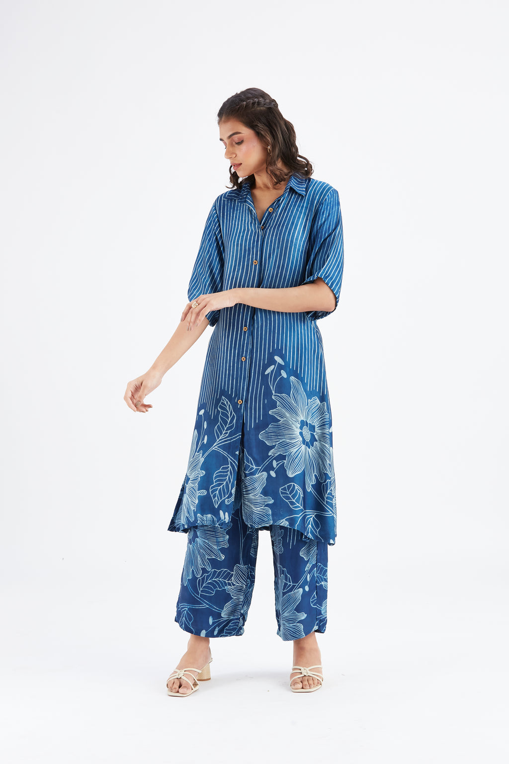 Easha Indigo kurta set by Hasttvam with Ete by Hasttvam at Kamakhyaa for sustainable fashion