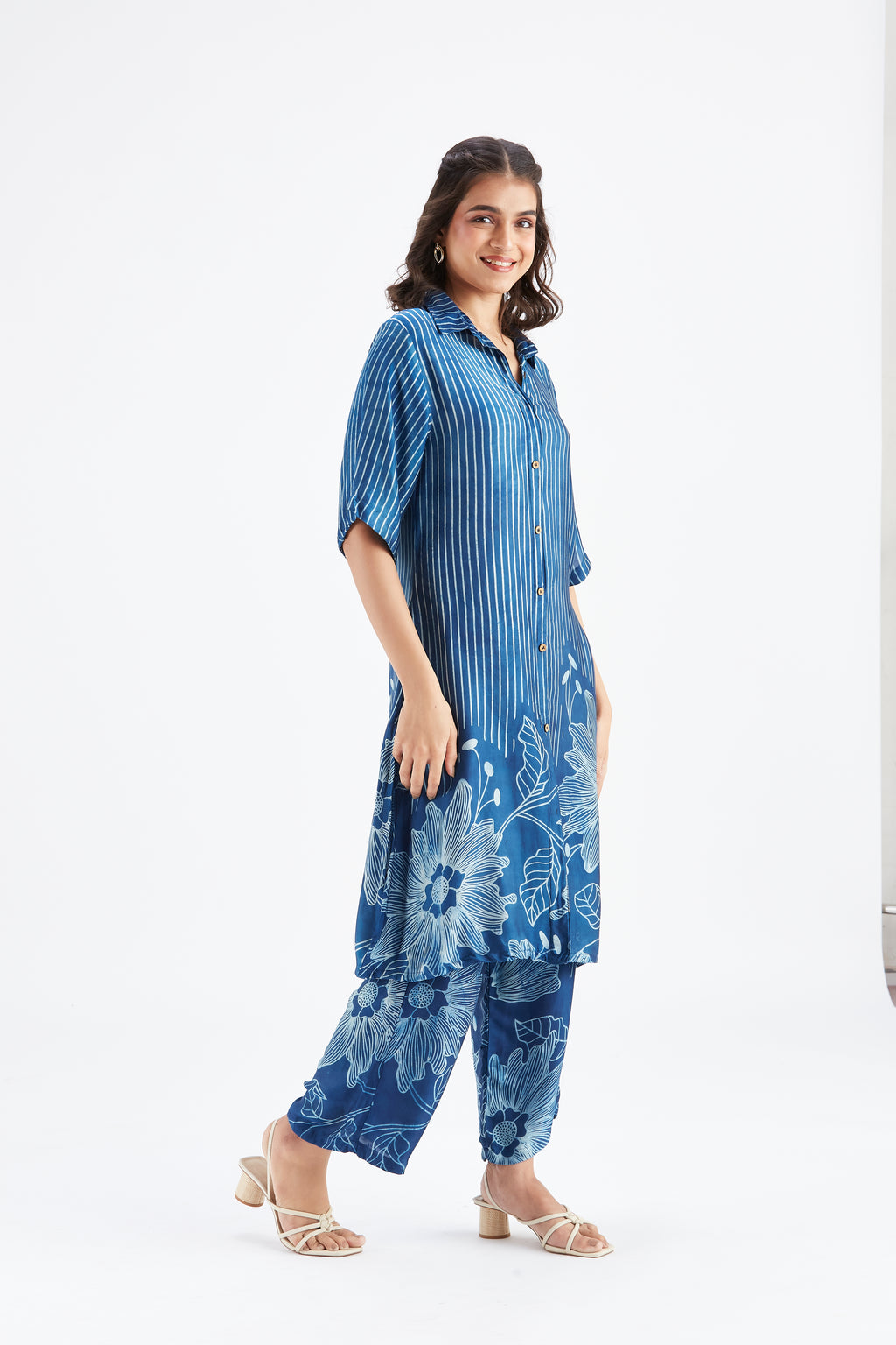 Easha Indigo kurta set by Hasttvam with Ete by Hasttvam at Kamakhyaa for sustainable fashion
