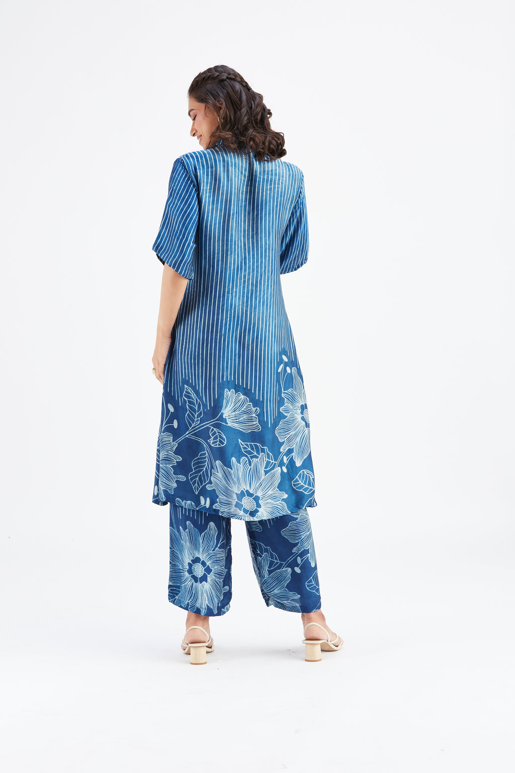 Easha Indigo kurta set by Hasttvam with Ete by Hasttvam at Kamakhyaa for sustainable fashion
