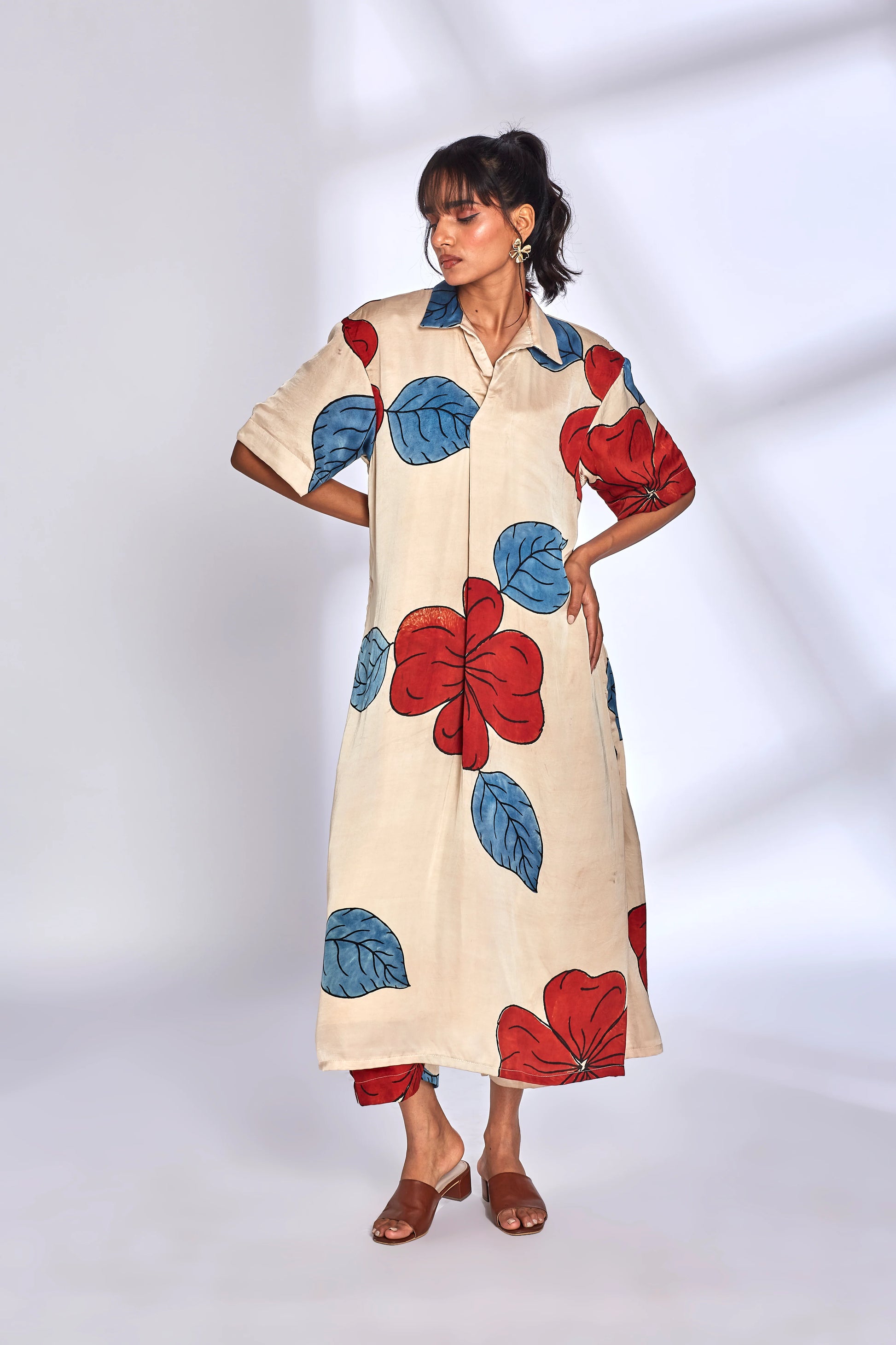 Fleur Kurta Set by Hasttvam with Festive Wear, Floral, ModalFloralFusionWhiteHandmade by artisans, Natural dyes, Respondible production and Vegan at Kamakhyaa for sustainable fashion