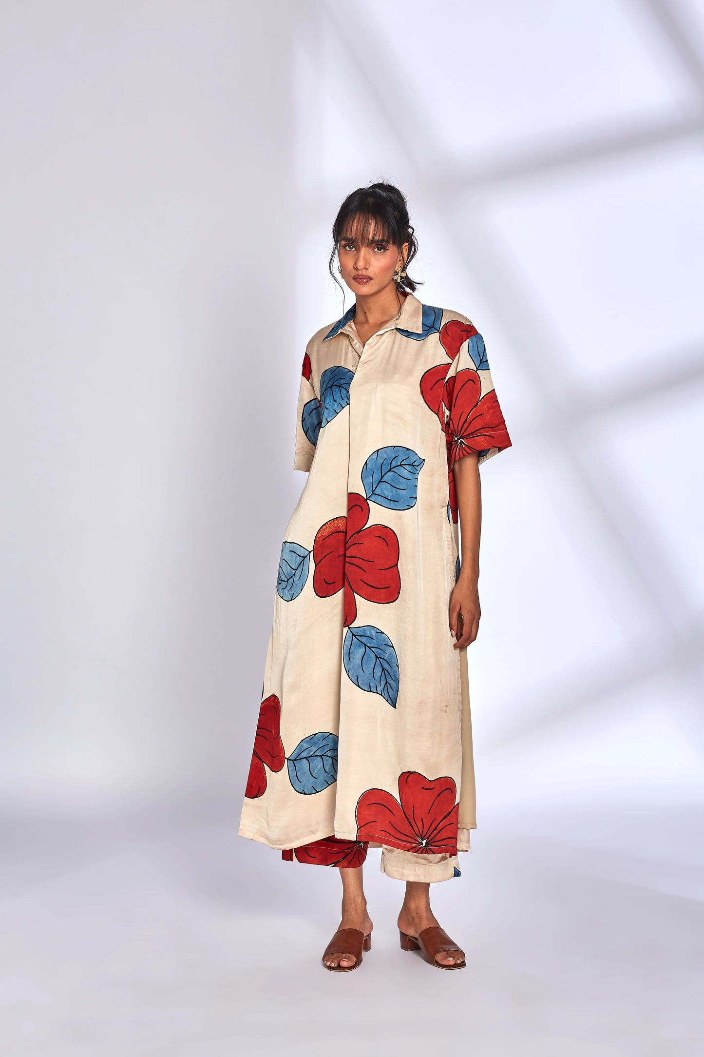 Fleur Kurta Set by Hasttvam with Festive Wear, Floral, ModalFloralFusionWhiteHandmade by artisans, Natural dyes, Respondible production and Vegan at Kamakhyaa for sustainable fashion