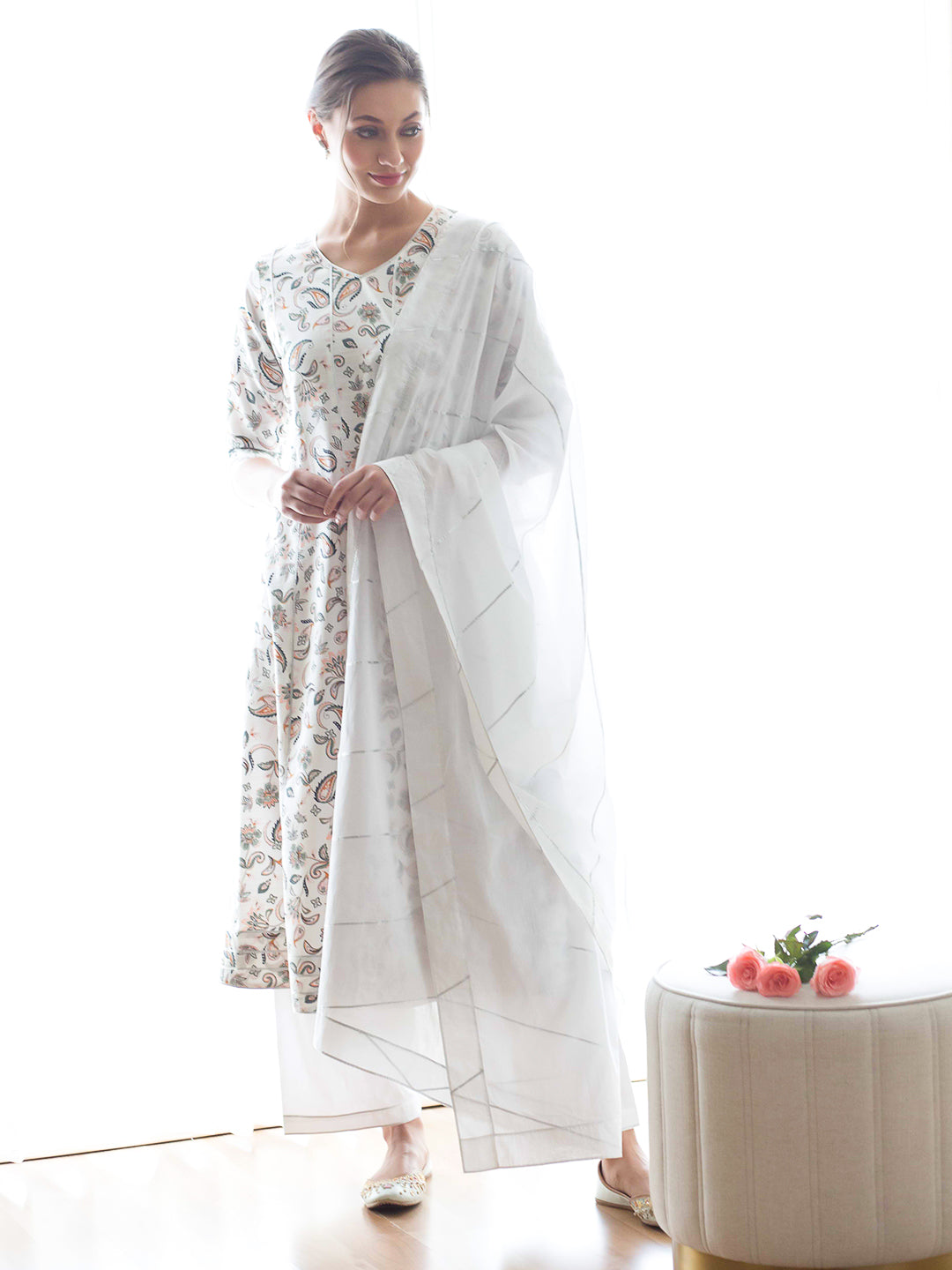 Noor Kurta Set by RoohbyRidhimaa with Large, Medium, Small, X-Large at Kamakhyaa for sustainable fashion