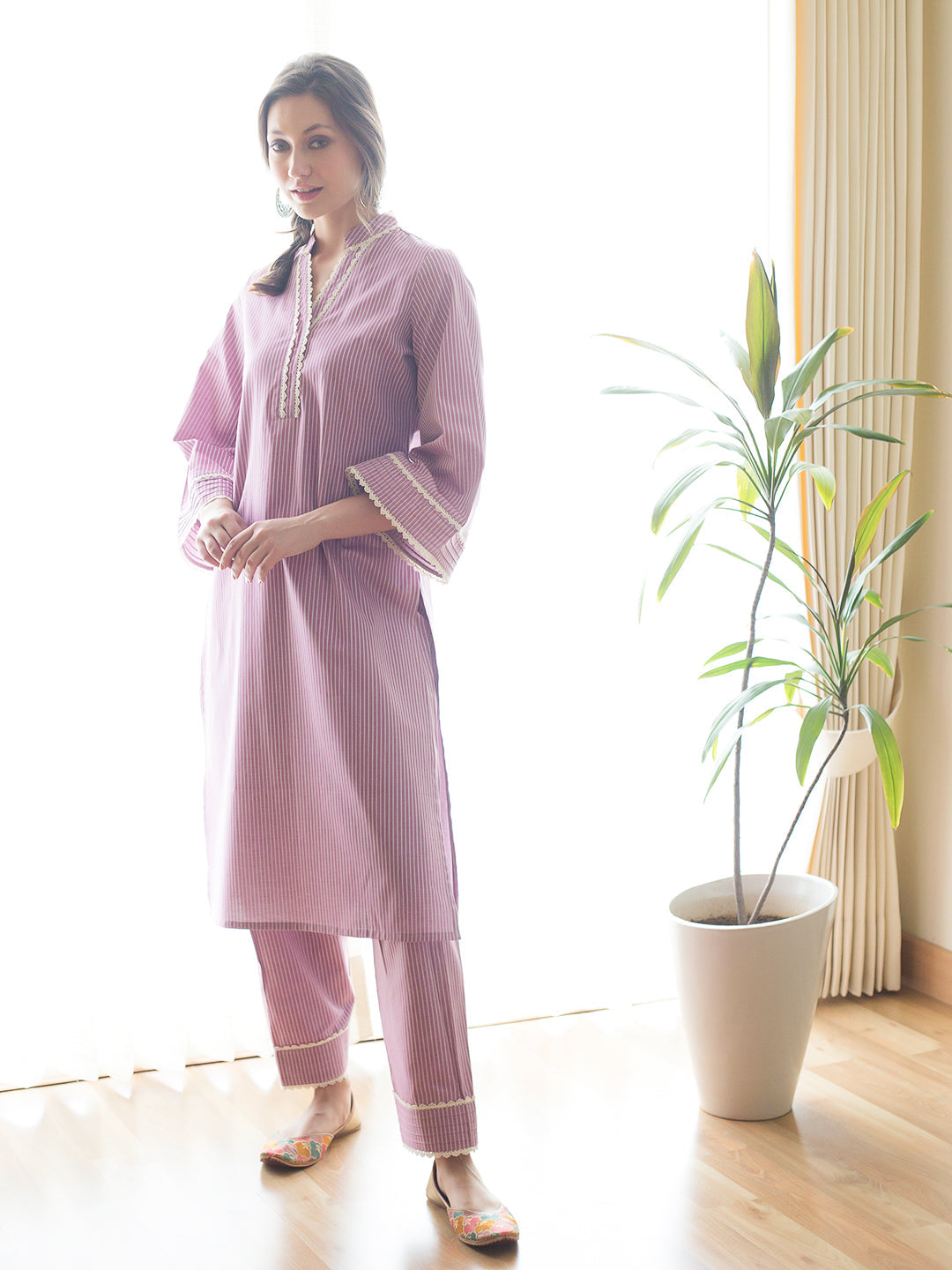 Hayat Kurta Set by RoohbyRidhimaa with Large, Medium, Small, X-Large at Kamakhyaa for sustainable fashion