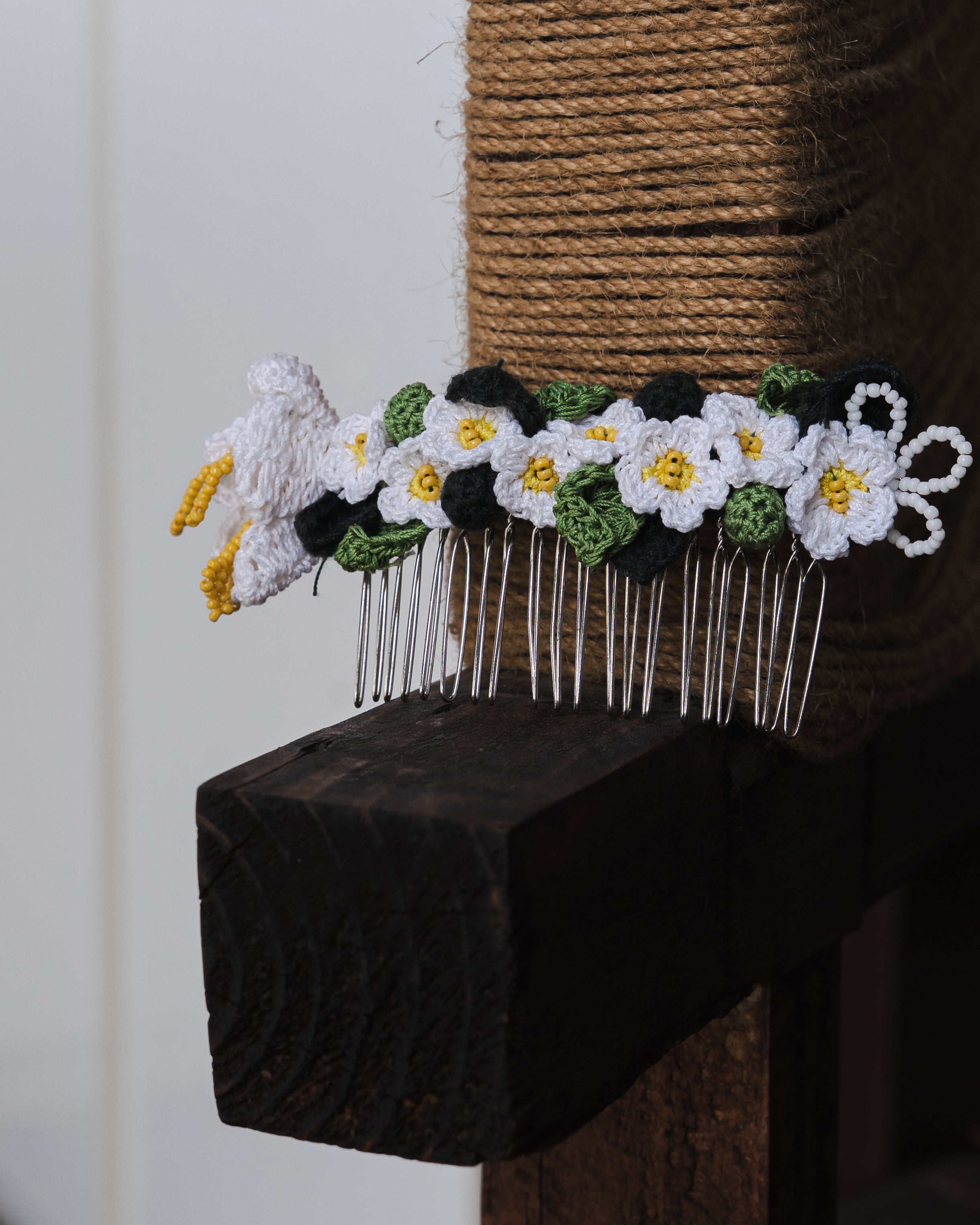 White Daisies Hair Comb by Ikriit'm with Comb at Kamakhyaa for sustainable fashion
