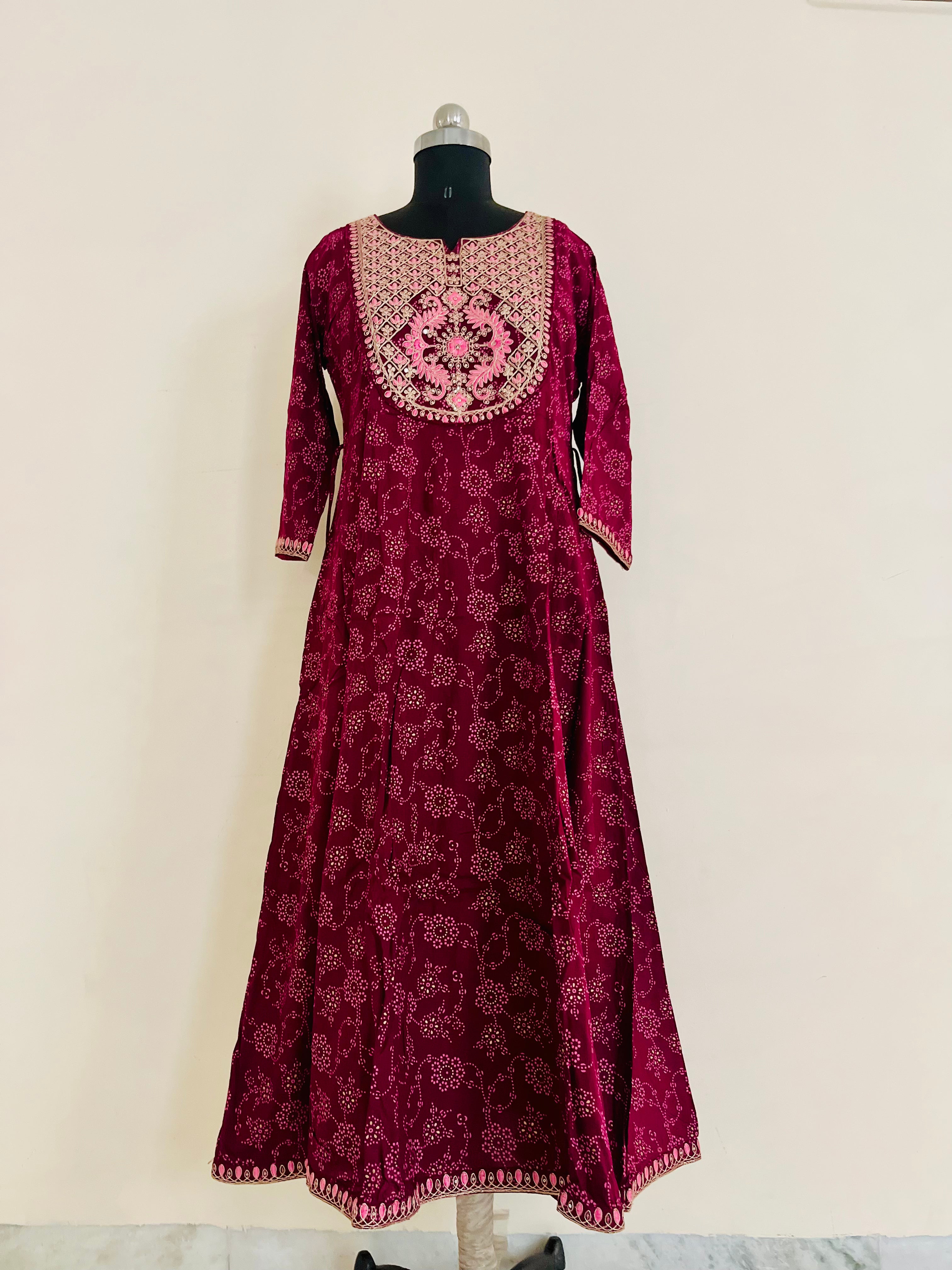 Red Cotton Printed Kurta Set With Dupatta by Indian Wear with Cotton, Ethnic Wear, Kurta Pant Sets, Kurta Set with Dupattas, Natural, Prints, Red, Regular Fit, Womenswear at Kamakhyaa for sustainable fashion