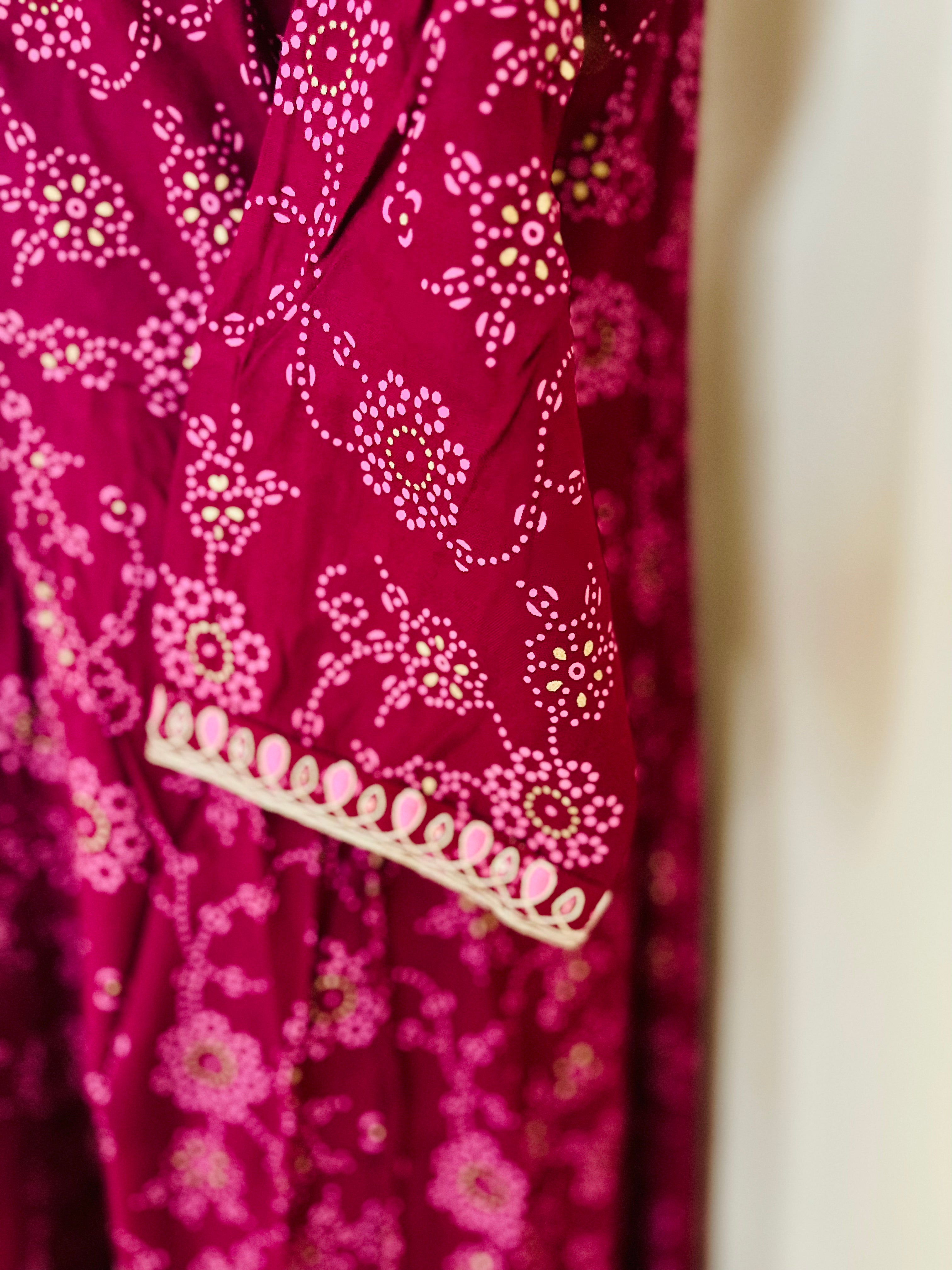 Red Cotton Printed Kurta Set With Dupatta by Indian Wear with Cotton, Ethnic Wear, Kurta Pant Sets, Kurta Set with Dupattas, Natural, Prints, Red, Regular Fit, Womenswear at Kamakhyaa for sustainable fashion