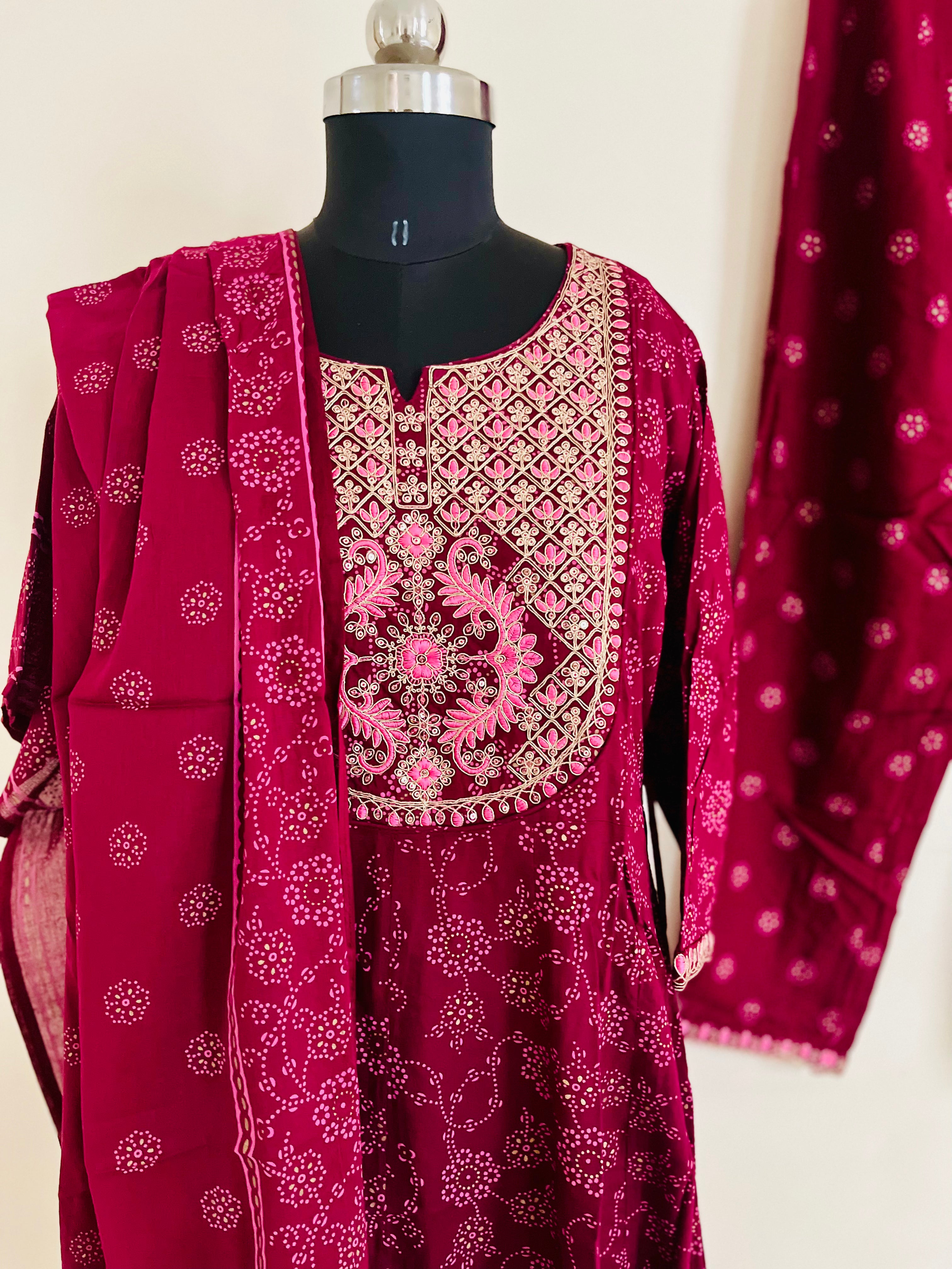 Red Cotton Printed Kurta Set With Dupatta by Indian Wear with Cotton, Ethnic Wear, Kurta Pant Sets, Kurta Set with Dupattas, Natural, Prints, Red, Regular Fit, Womenswear at Kamakhyaa for sustainable fashion