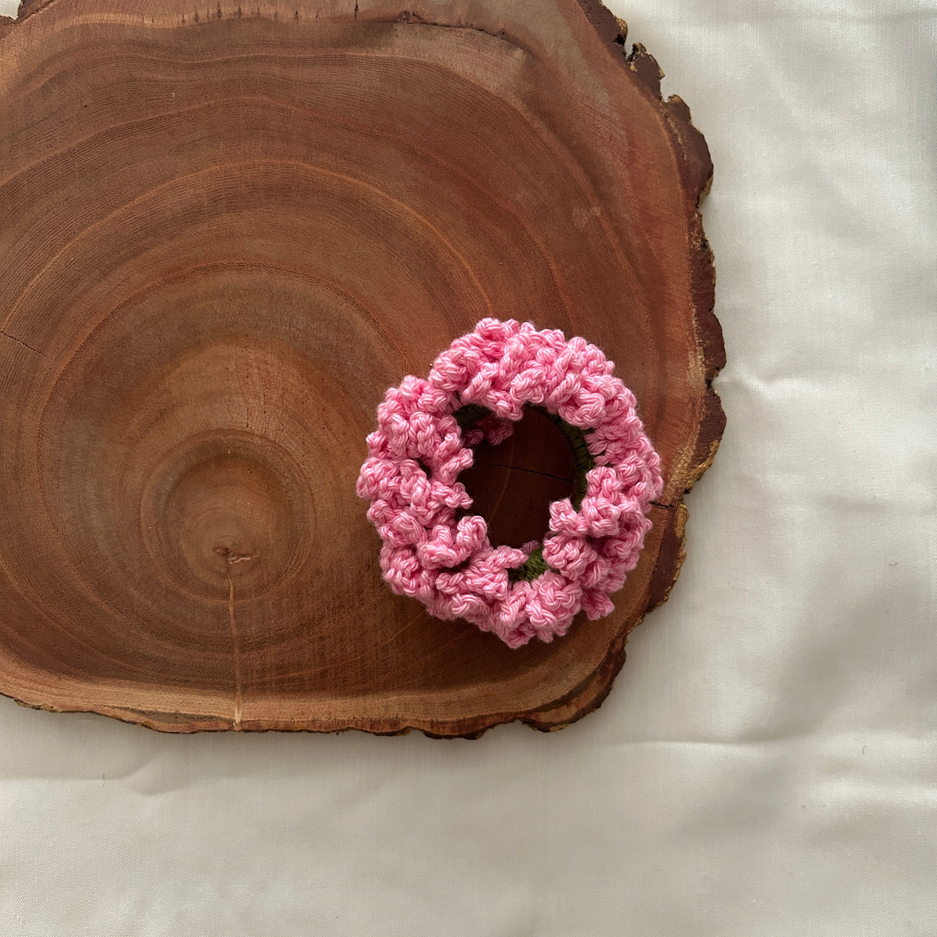 Set of Maroon and Pink Gajra Scrunchies by Ikriit'm with at Kamakhyaa for sustainable fashion