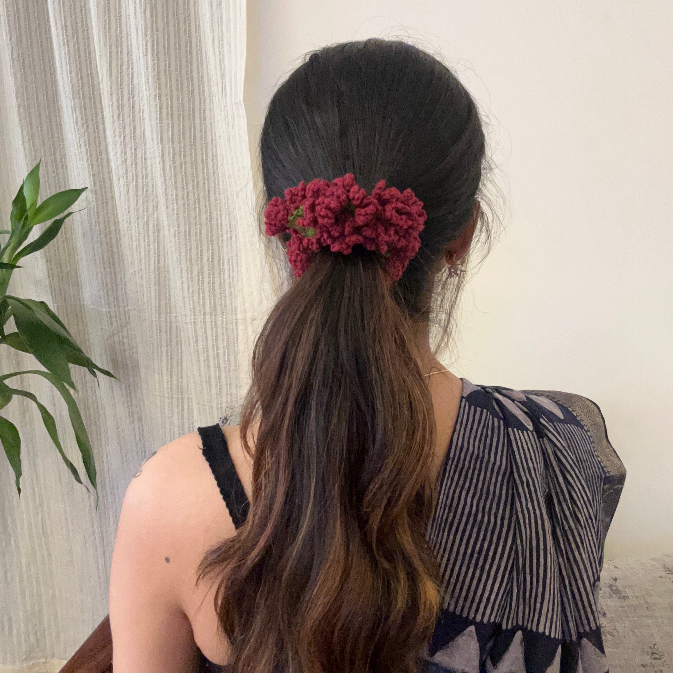 Maroon Gajra Scrunchie by Ikriit'm with at Kamakhyaa for sustainable fashion