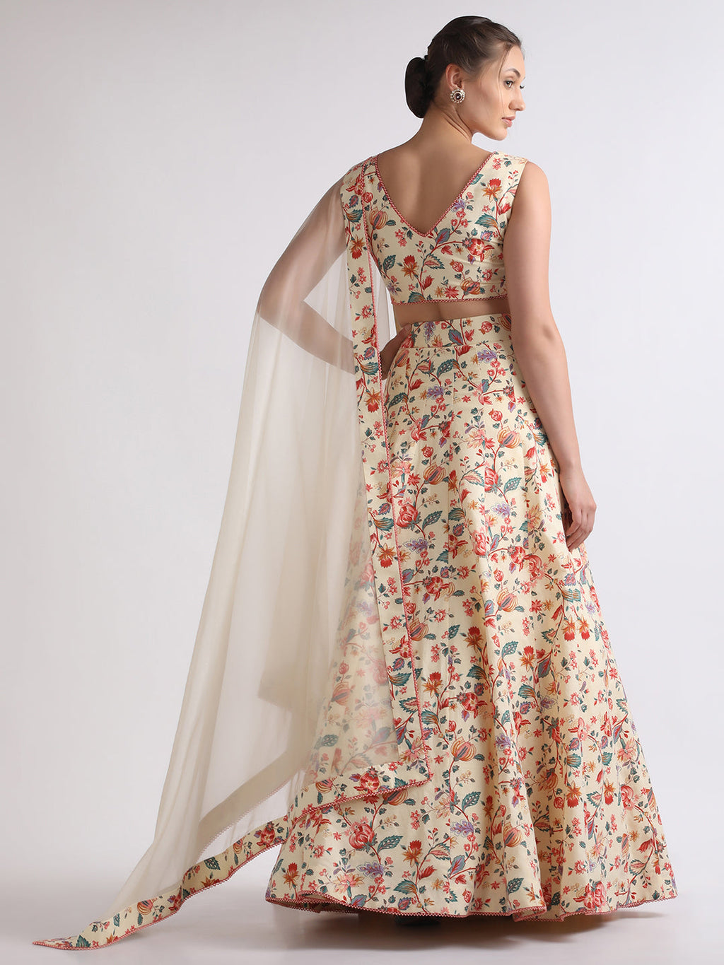 Inaayat Lehenga Set by RoohbyRidhimaa with at Kamakhyaa for sustainable fashion