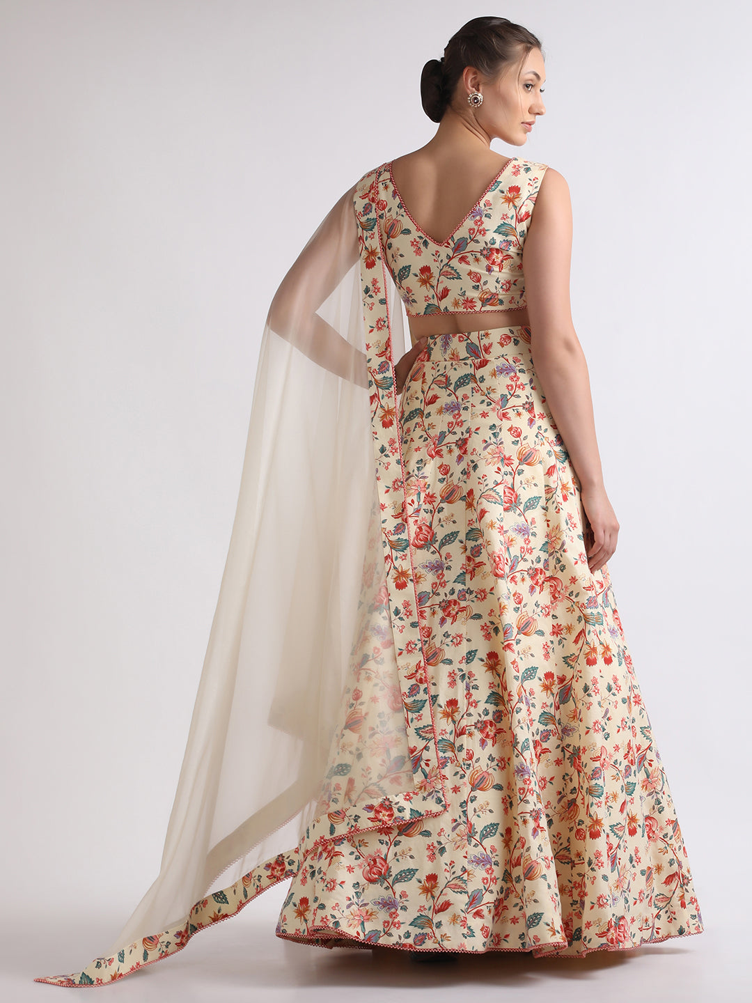 Inaayat Lehenga Set by RoohbyRidhimaa with at Kamakhyaa for sustainable fashion