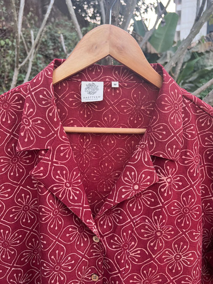 Red Iris Crop Shirt by Hasttvam with CottonFloralCasual WearRedHandmade by artisans, Natural dyes, Relaxed Fit, Respondible production and Vegan at Kamakhyaa for sustainable fashion