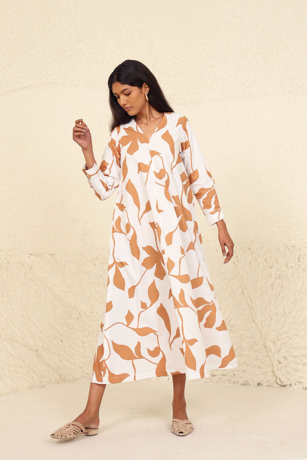 Beige Full Sleeves Cotton Midi Dress by Kanelle with Beige, Cotton Poplin, Evening Wear, Leafy Pattern, Made from Natural Materials, Midi Dresses, One by One by Kanelle, Relaxed Fit at Kamakhyaa for sustainable fashion