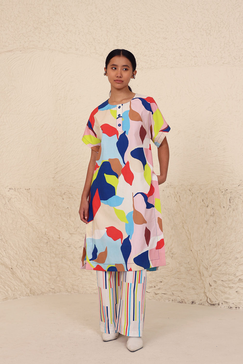 Multicolor Cotton Poplin Co-ord Set by Kanelle with Cotton Poplin, Evening Wear, Leafy Pattern, Made from Natural Materials, Multicolor, One by One by Kanelle, Regular Fit, Vacation Co-ords at Kamakhyaa for sustainable fashion