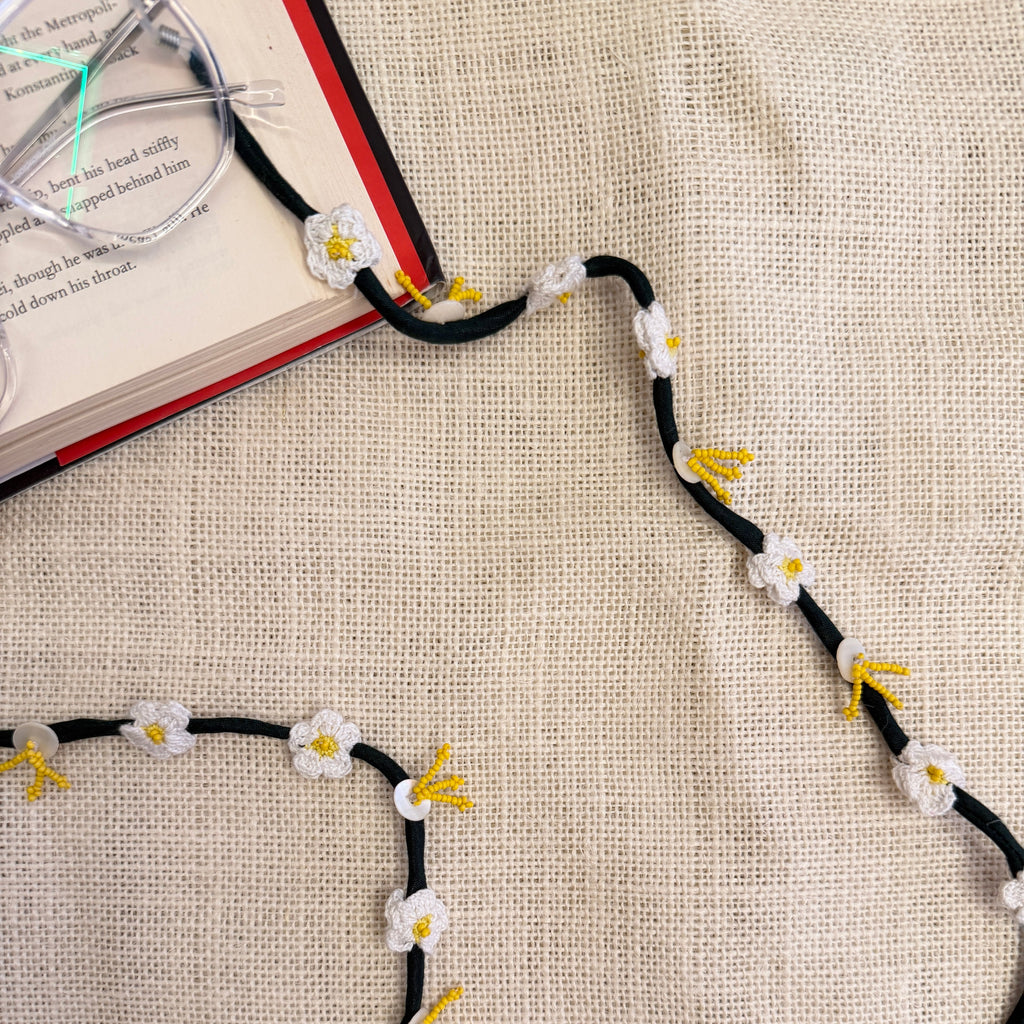 Safed Phool Specs String by Ikriit'm with Specs Strings at Kamakhyaa for sustainable fashion