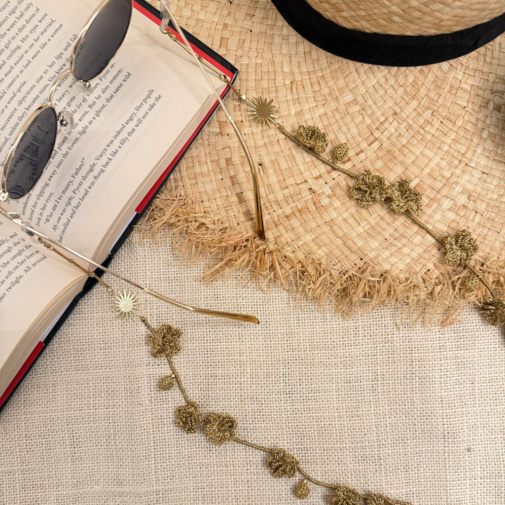 Sunheri Phool Specs String by Ikriit'm with Specs Strings at Kamakhyaa for sustainable fashion