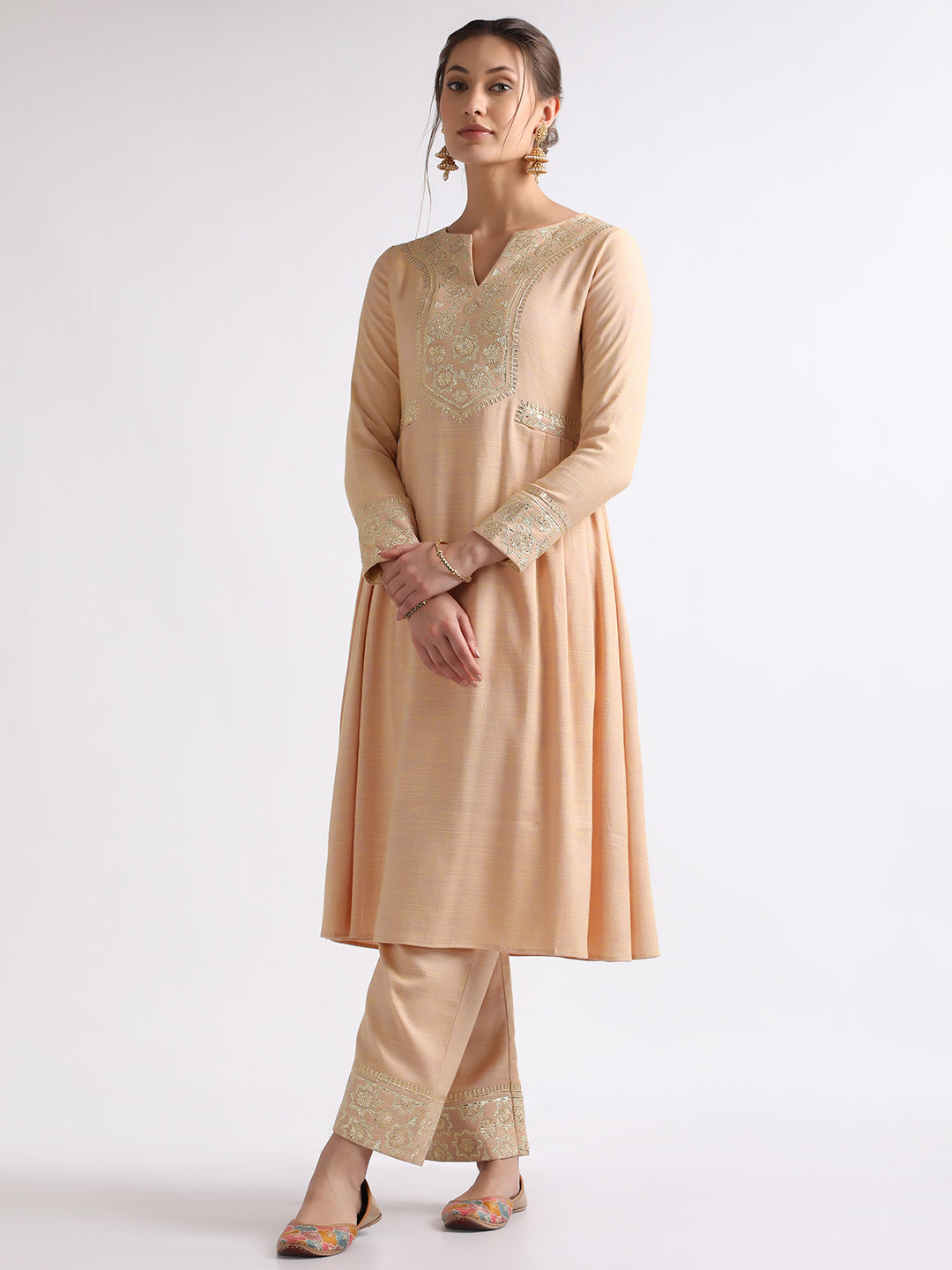Nargis Kurta Set by RoohbyRidhimaa with Large, Medium, Small, X-Large, X-Small at Kamakhyaa for sustainable fashion