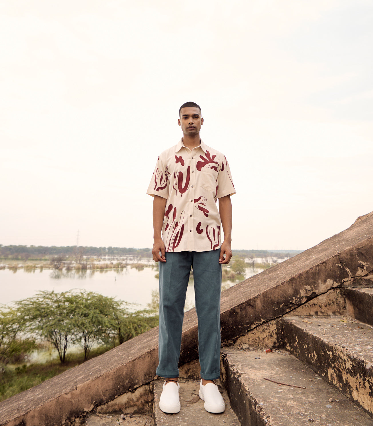 Off White And Red Lino Printed Shirt by Khara Kapas with Casual Wear, Cotton, Natural, Off-white, Prints, Red, Regular Fit, Shirts at Kamakhyaa for sustainable fashion