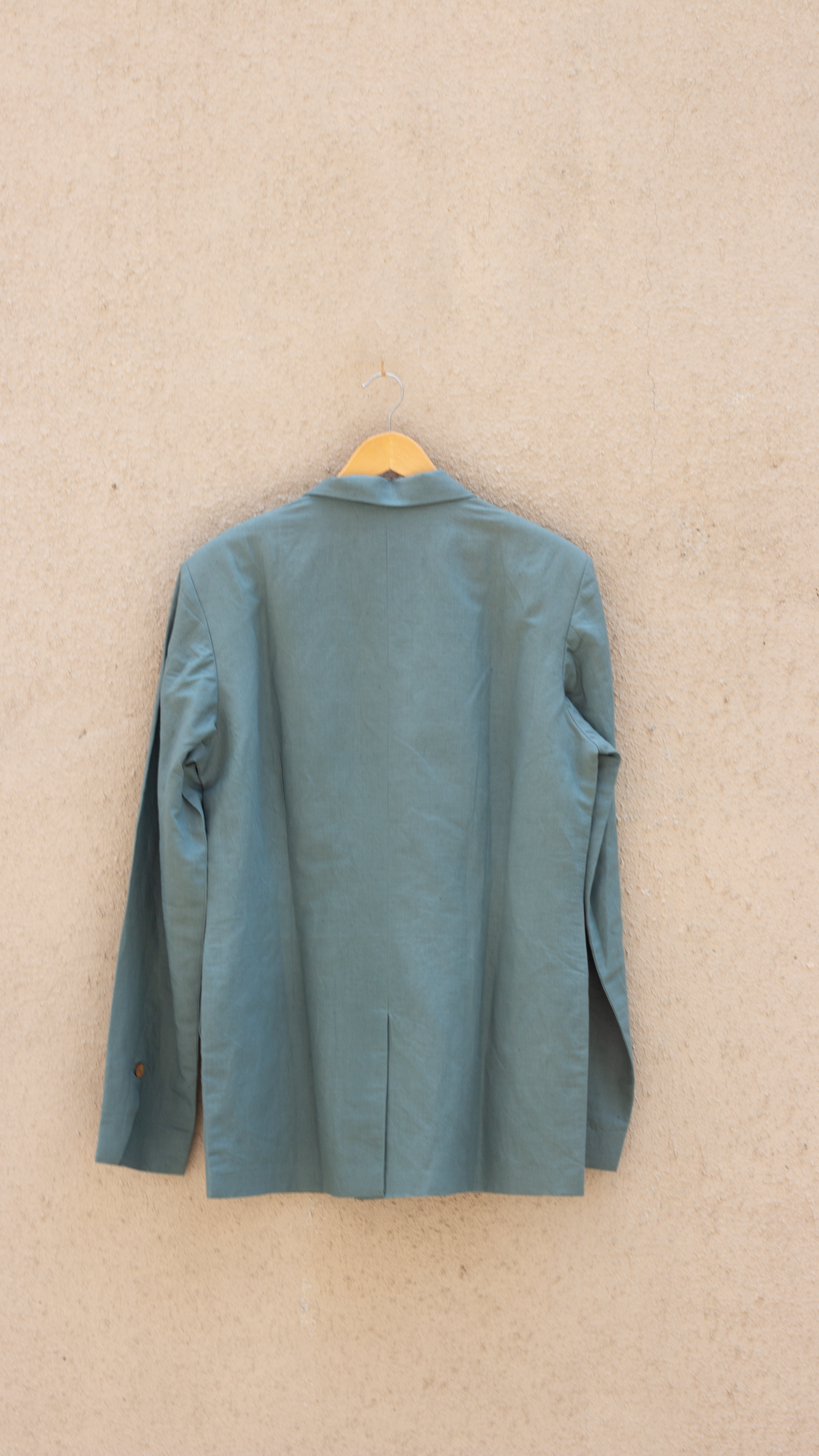 Blue Blazer by Anushé Pirani with Blazers, Blue, Casual Wear, Console Collection List, Cotton, Cotton Hemp, Handwoven, Hemp, Men Blazers, Men Overlays, Menswear, Regular Fit, Review September 2025, Shibumi by Anushe Pirani, Solids, Winter Products at in.kamakhyaa.com for sustainable fashion