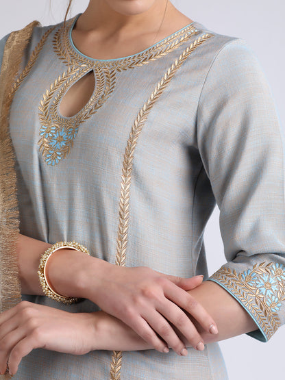 Saanjh Kurta Set by RoohbyRidhimaa with Large, Medium, Small, X-Large, X-Small at Kamakhyaa for sustainable fashion