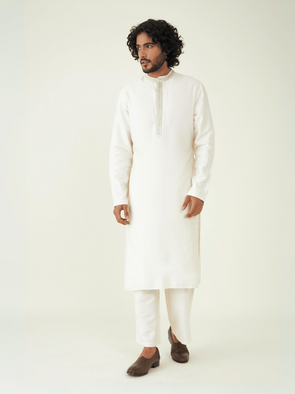 Nirvana Kurta Set by RoohbyRidhimaa with Qala By RoohbyRidhimaa at Kamakhyaa for sustainable fashion