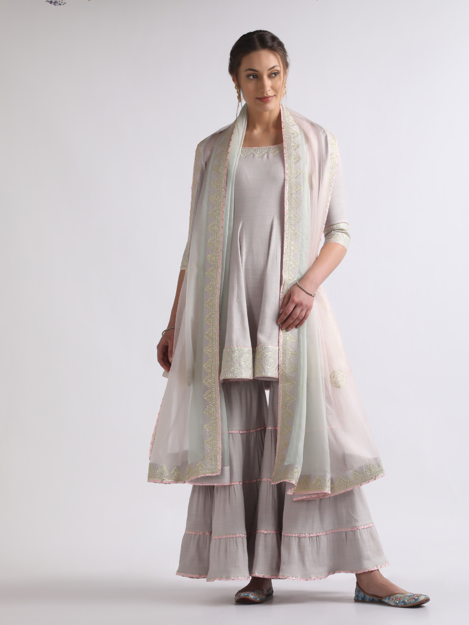 Nairobi Kurta Set by RoohbyRidhimaa with Large, Medium, Small, X-Large, X-Small at Kamakhyaa for sustainable fashion