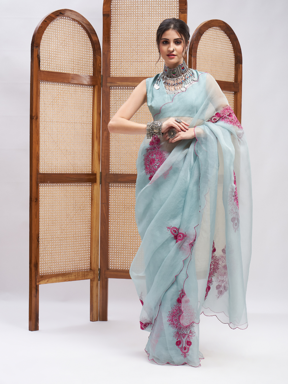 Pardarshi Saree Set by RoohbyRidhimaa with at Kamakhyaa for sustainable fashion