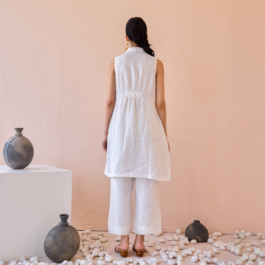 Silent Gleam by The Loom Art with Chanderi, Fluer De Code by The Loom Art, Linen, Mirror Work, White at Kamakhyaa for sustainable fashion