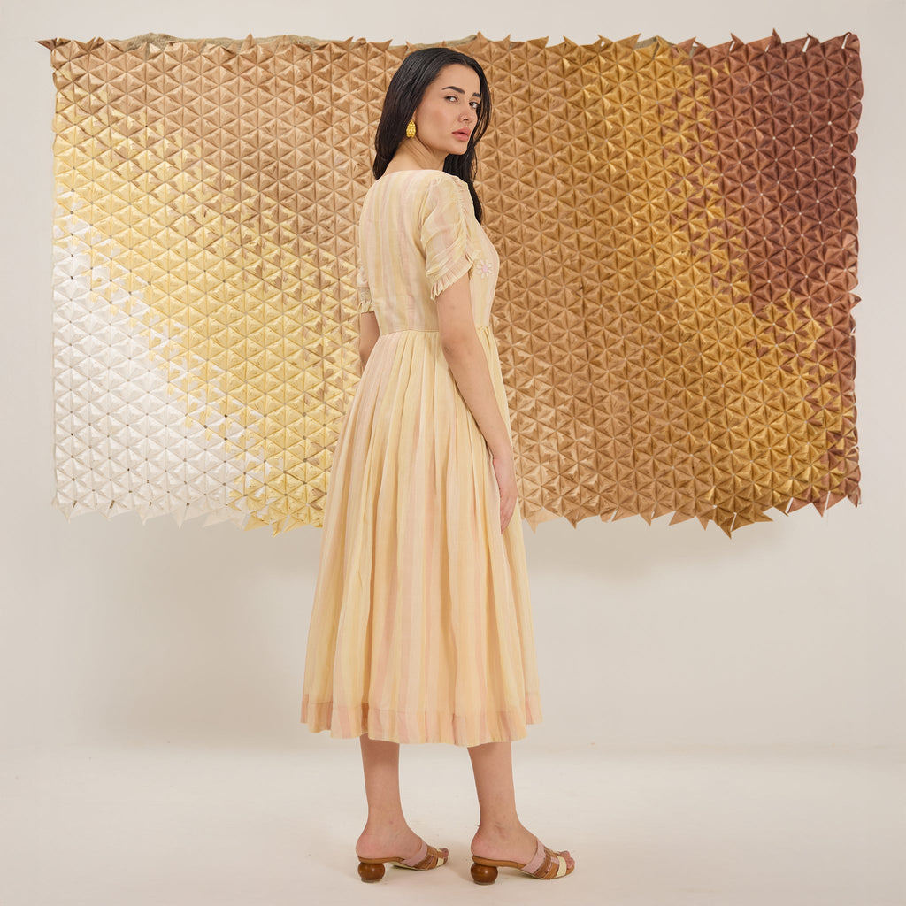 Daisy Breeze by The Loom Art with Fluer De Code by The Loom Art, French Knots, Handwoven Cotton Silk, Pink at Kamakhyaa for sustainable fashion