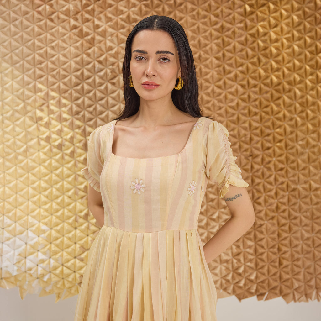 Daisy Breeze by The Loom Art with Fluer De Code by The Loom Art, French Knots, Handwoven Cotton Silk, Pink at Kamakhyaa for sustainable fashion