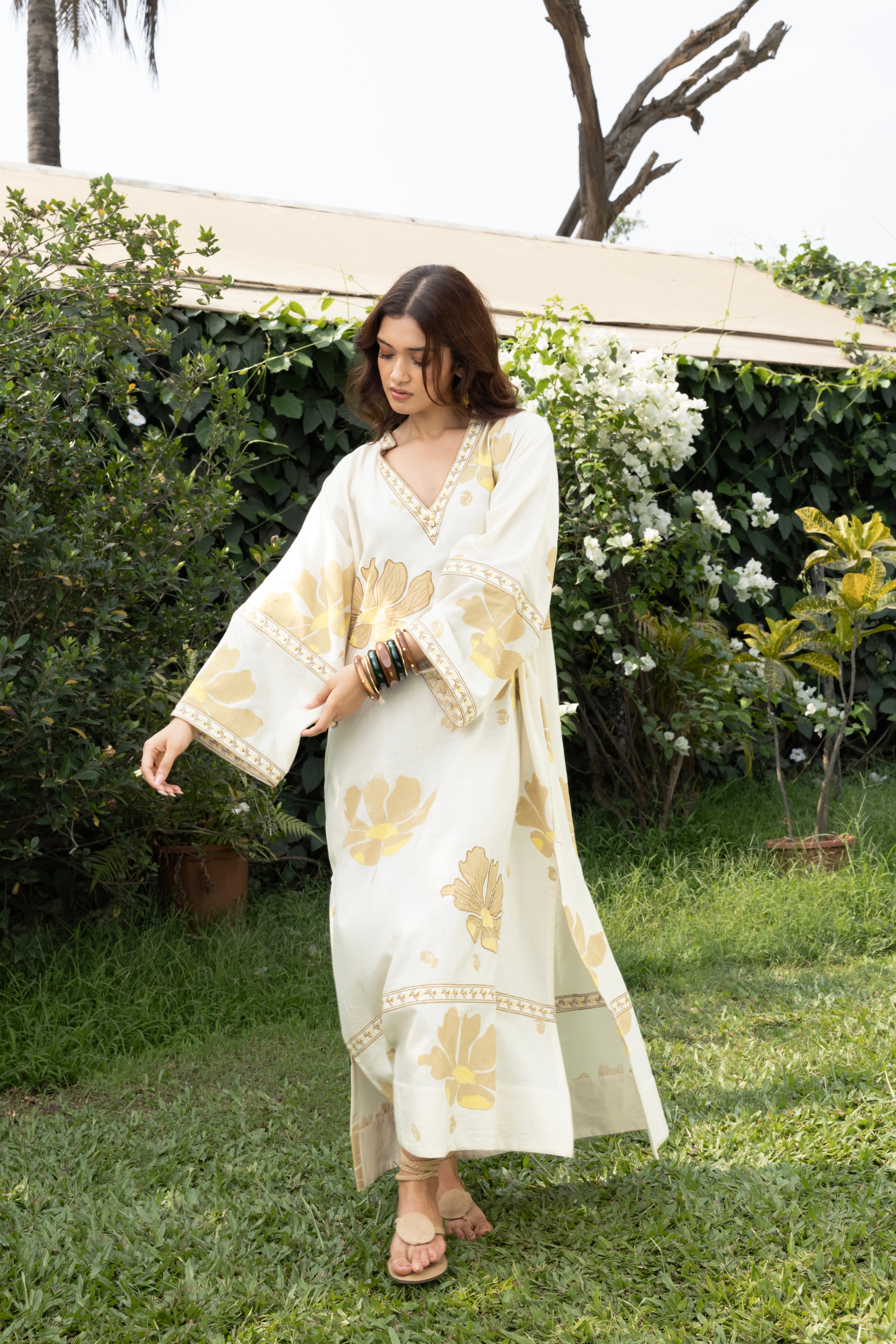 Oversized V-Neck Kaftan with Border Detail by Kamakhyaa India with Cosmos by Akashi Clothing, Internal Tags Missing at Kamakhyaa India for sustainable fashion