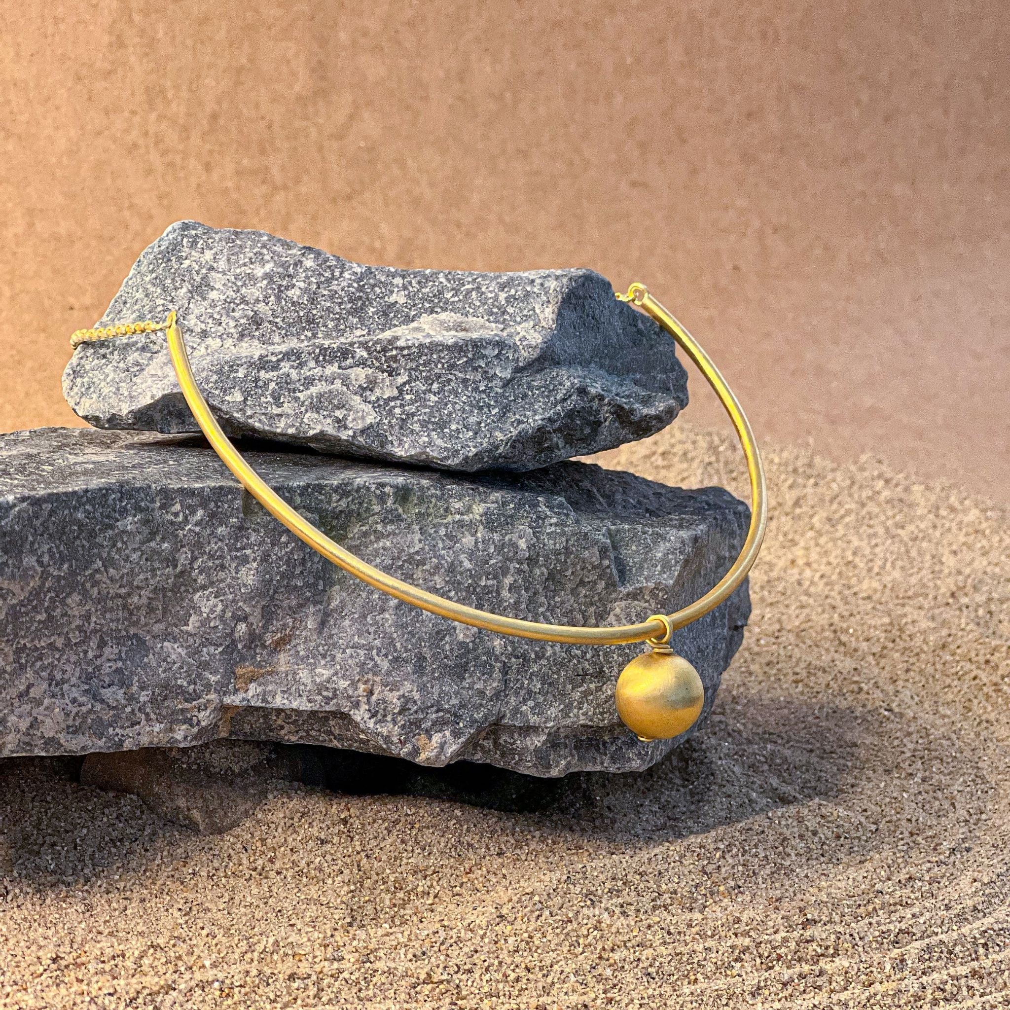 Orb Hustli by The Loom Art with Orbis by The Loom Art at Kamakhyaa for sustainable fashion